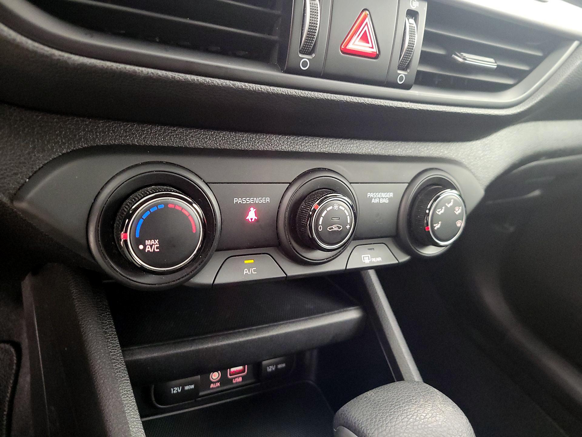 Thumbnail: 2021 Kia Forte - 16