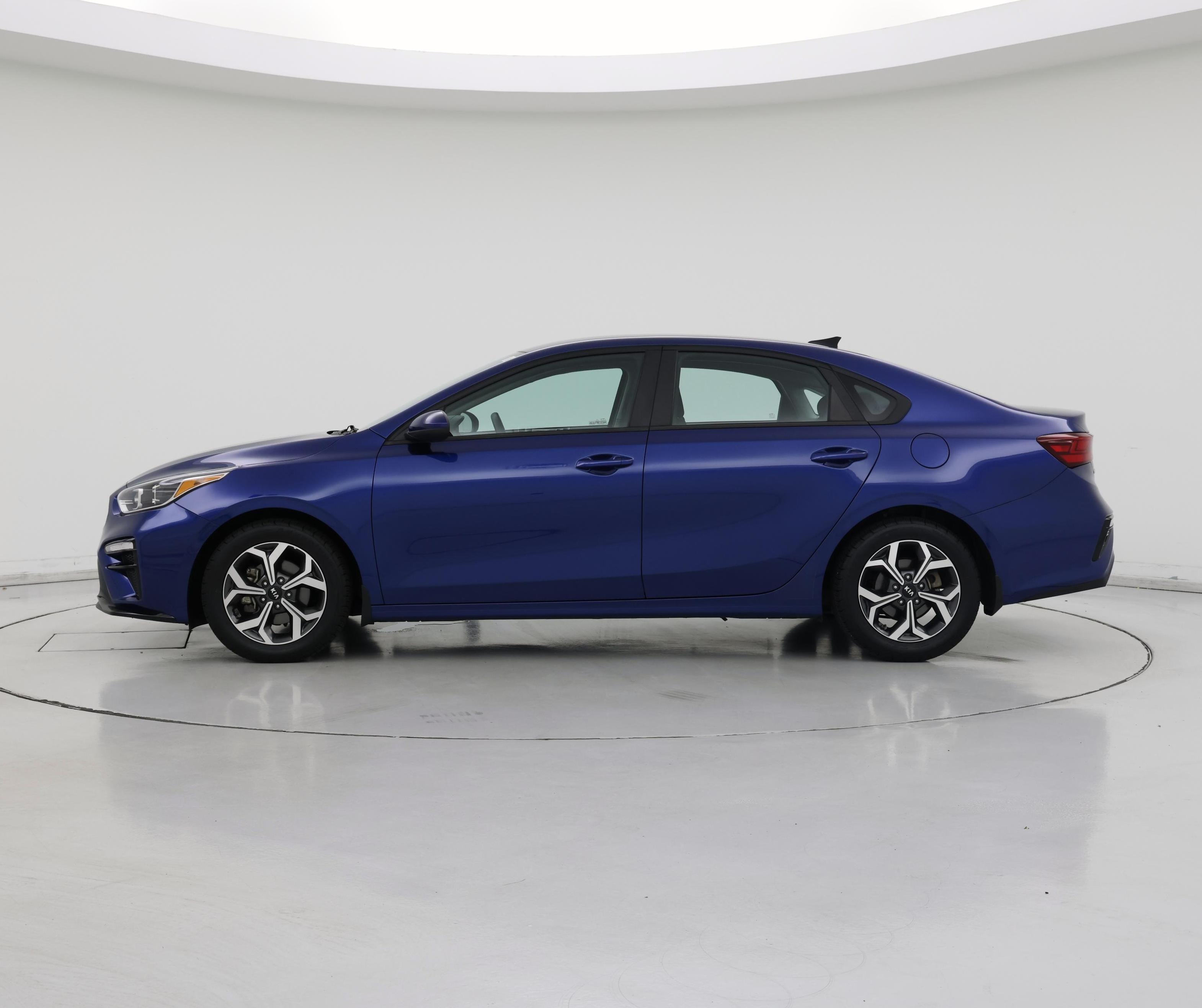 Thumbnail: 2021 Kia Forte - 3