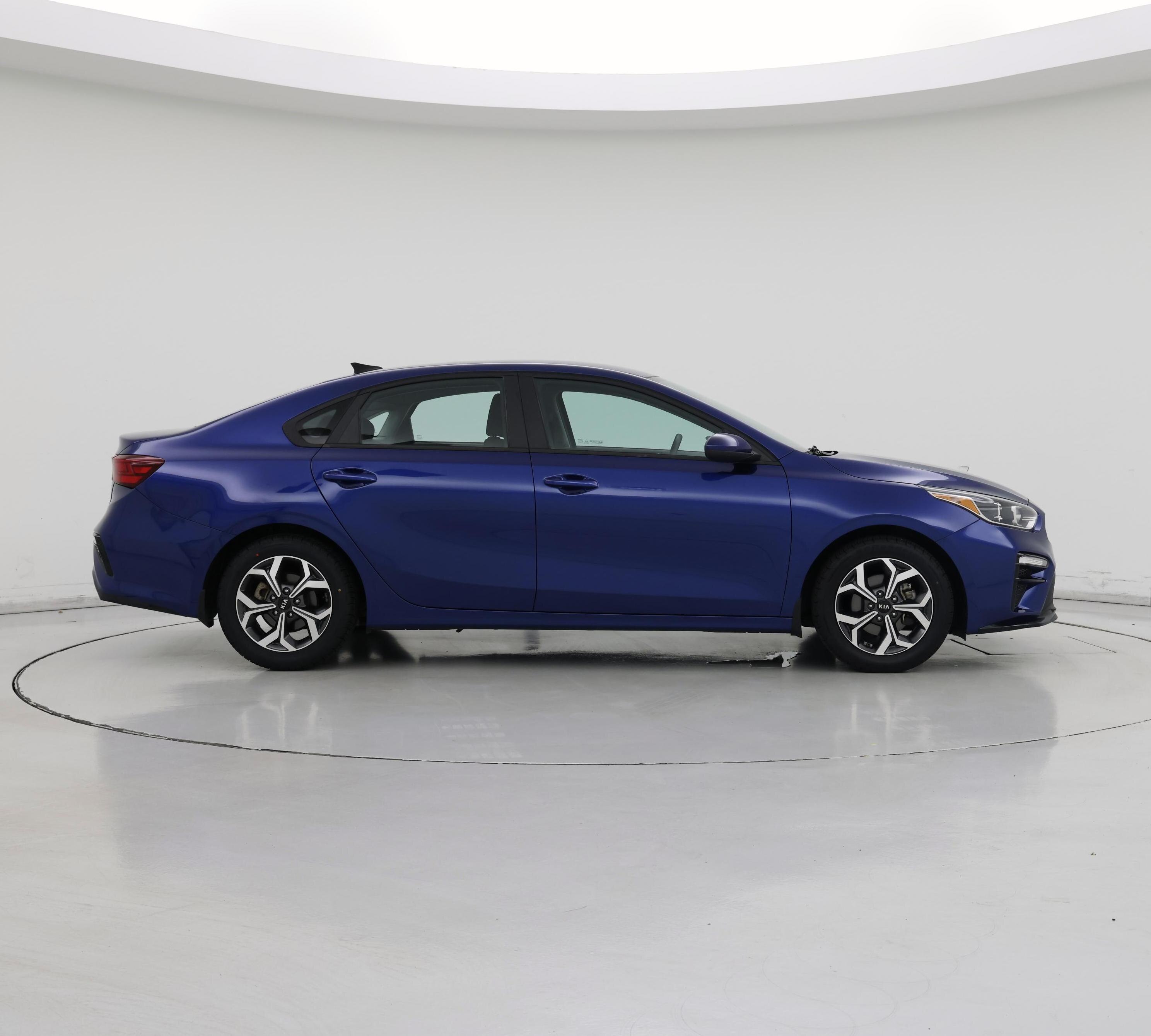 Thumbnail: 2021 Kia Forte - 7