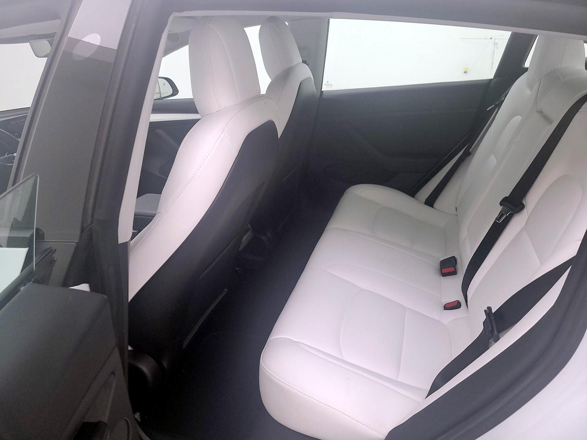 Thumbnail: 2021 Tesla Model 3 - 18