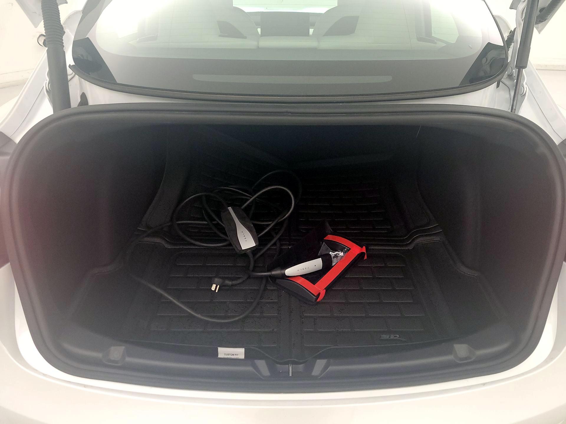 Thumbnail: 2021 Tesla Model 3 - 19