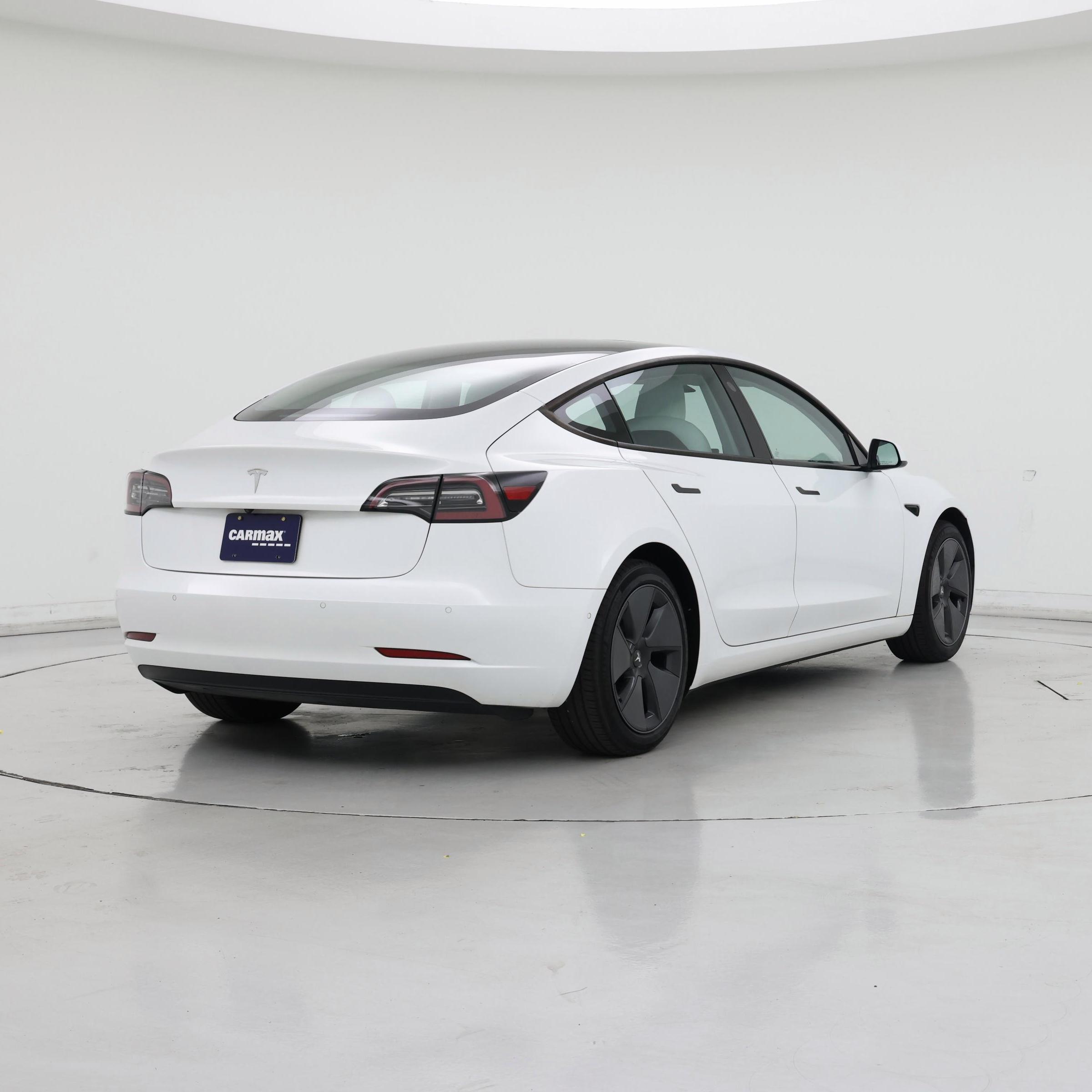 Thumbnail: 2021 Tesla Model 3 - 8