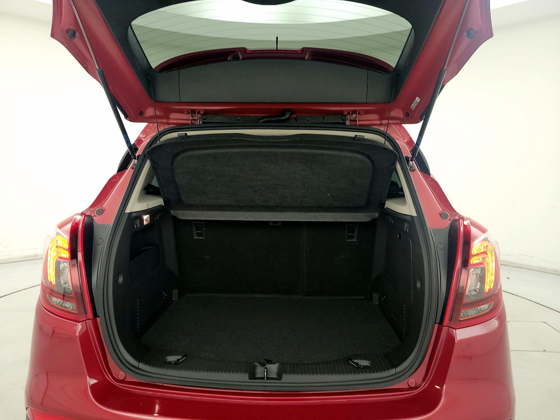 Thumbnail: 2018 Buick Encore - 20