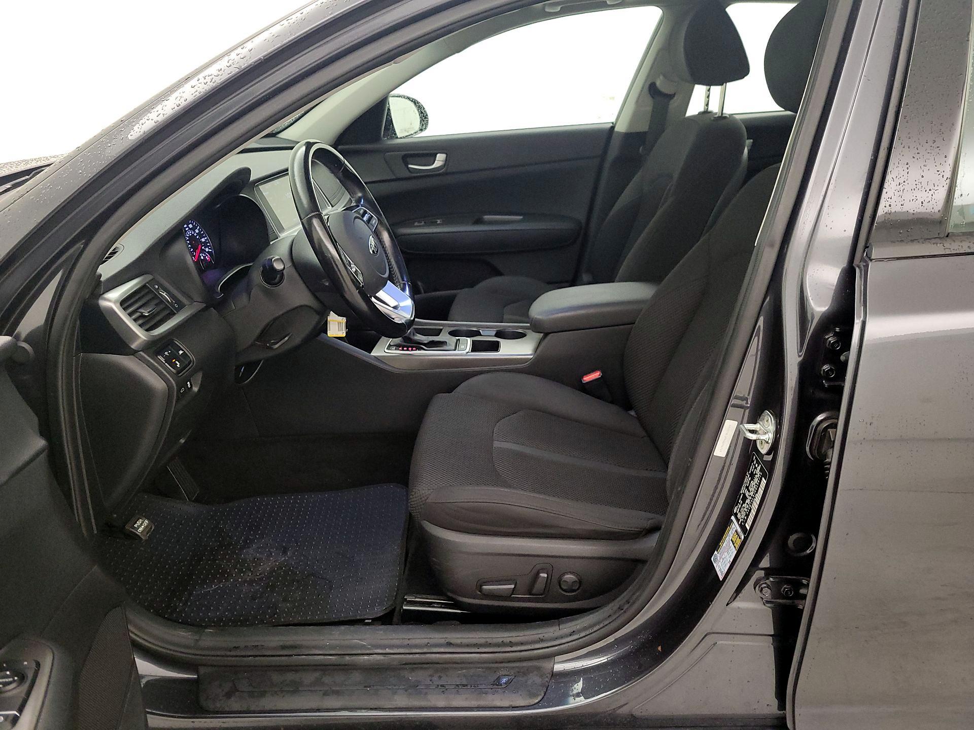 Thumbnail: 2019 Kia Optima - 11