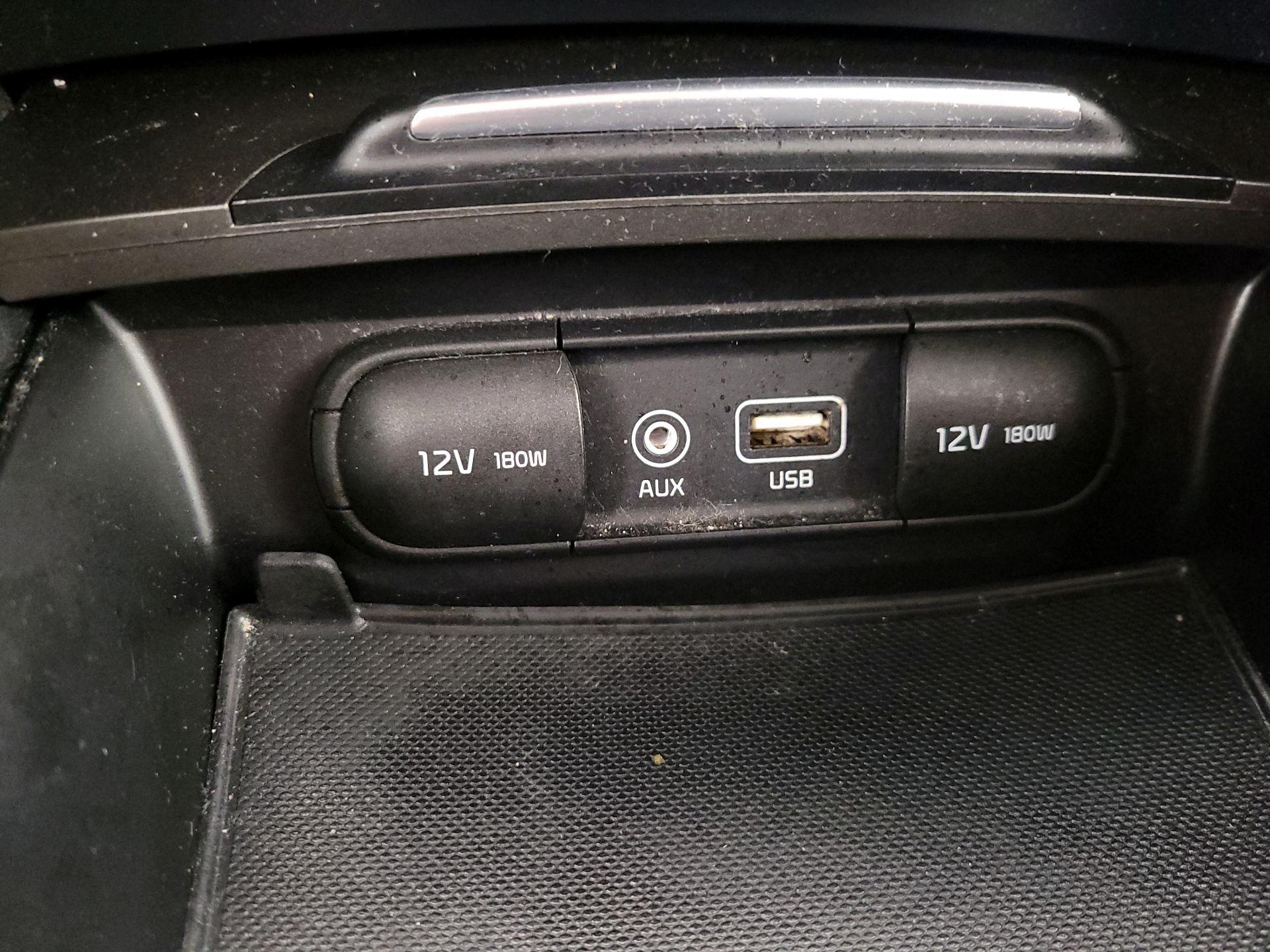 Thumbnail: 2019 Kia Optima - 18