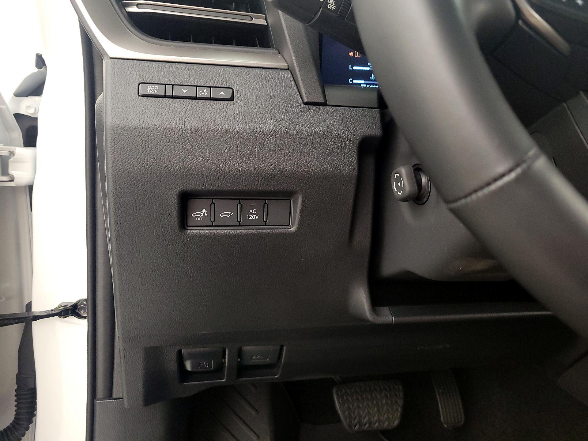 Thumbnail: 2024 Lexus GX - 13