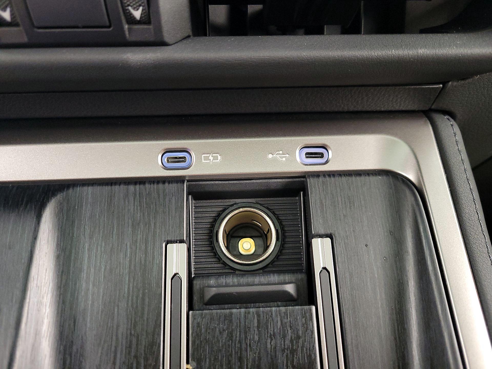 Thumbnail: 2024 Lexus GX - 18