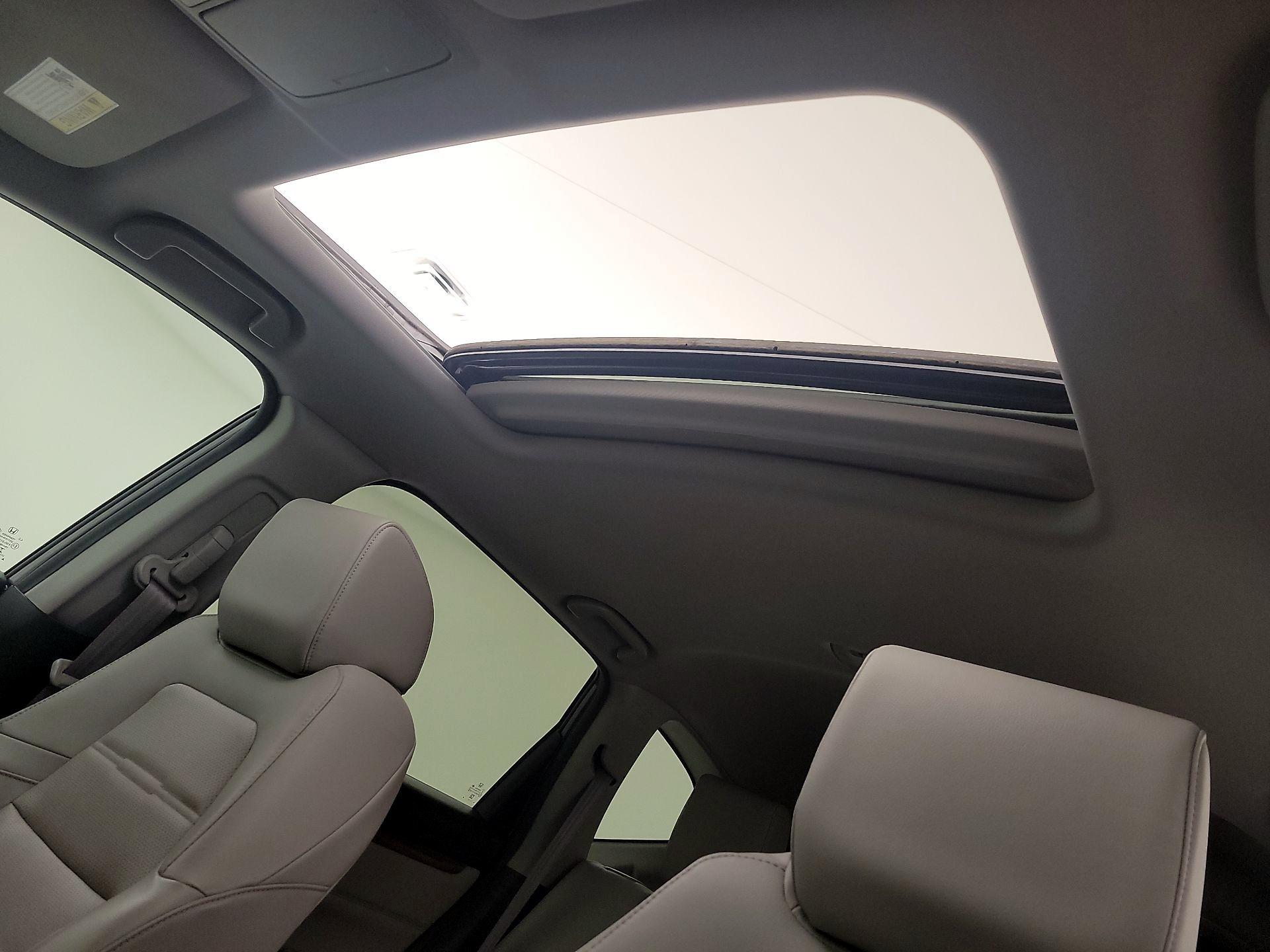 Thumbnail: 2019 Honda CR-V - 19