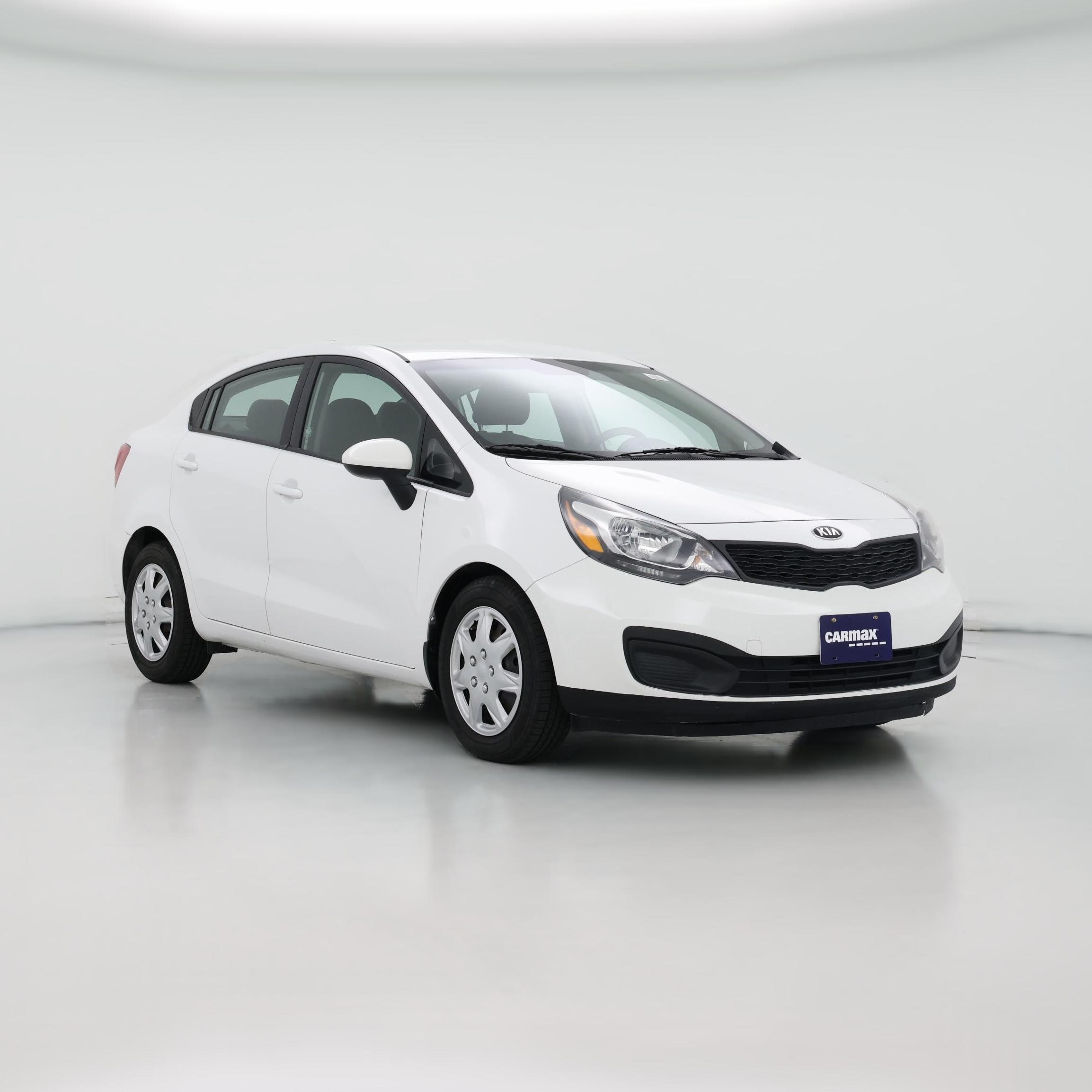 Thumbnail: 2015 Kia Rio - 1