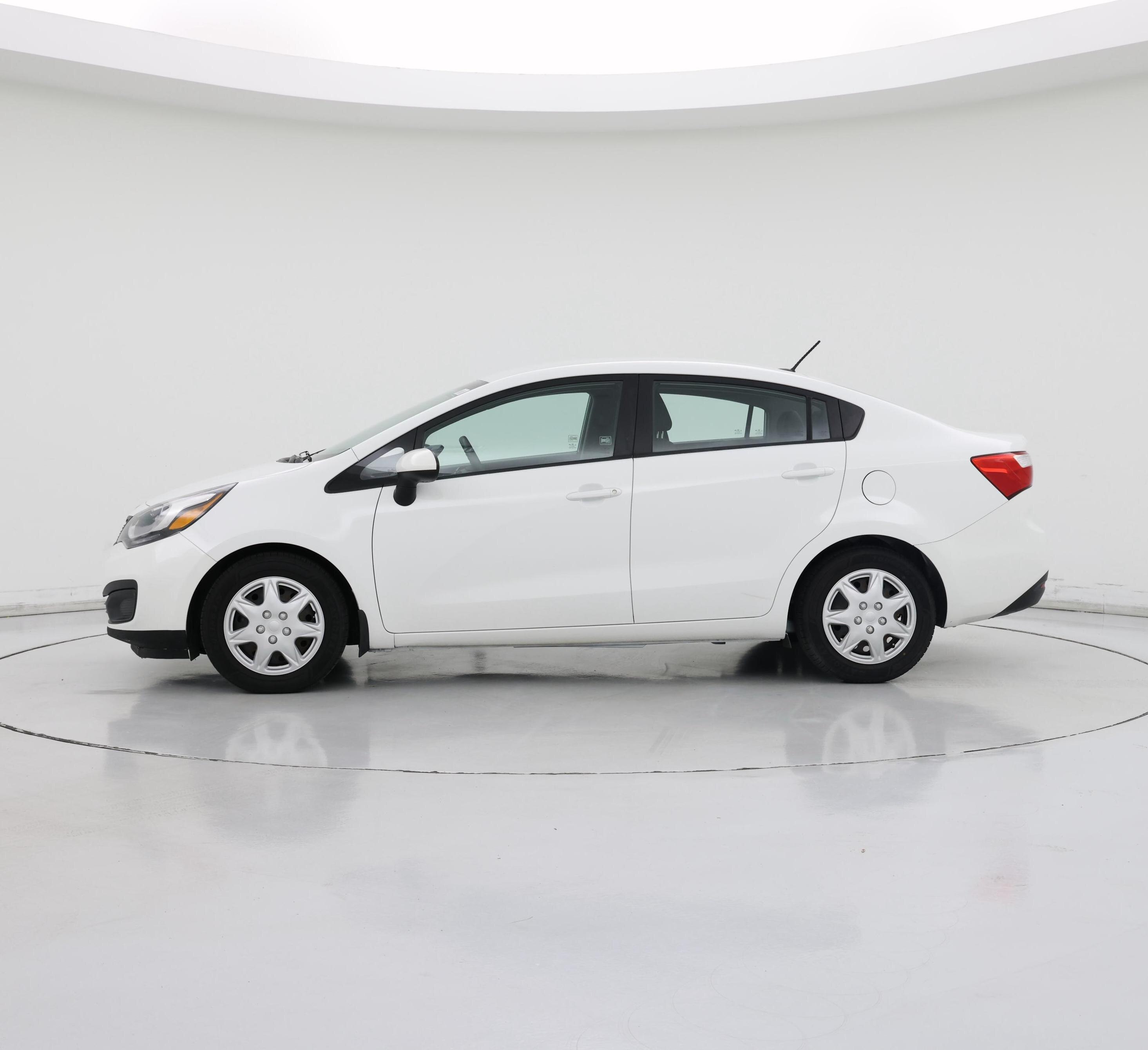 Thumbnail: 2015 Kia Rio - 3