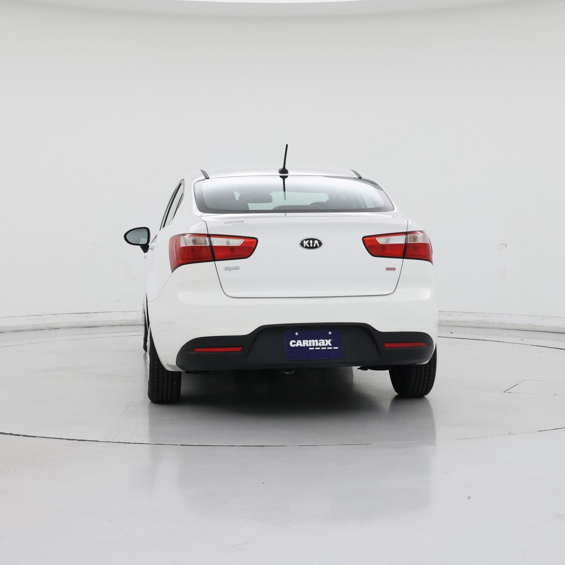 Thumbnail: 2015 Kia Rio - 6