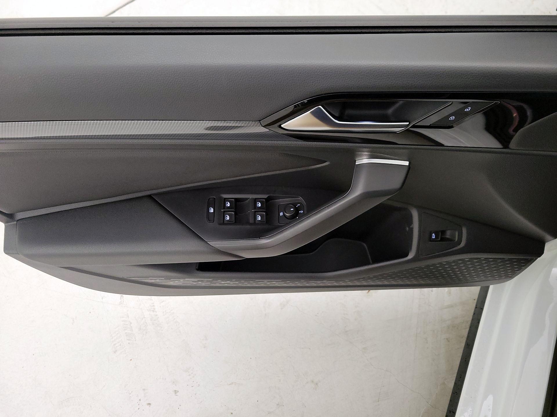 Thumbnail: 2020 Volkswagen Jetta - 12