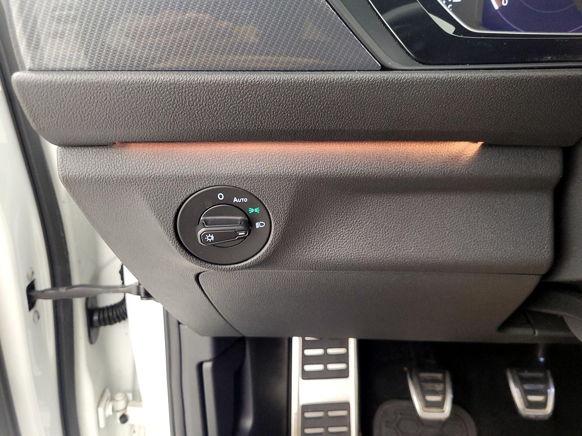 Thumbnail: 2020 Volkswagen Jetta - 13