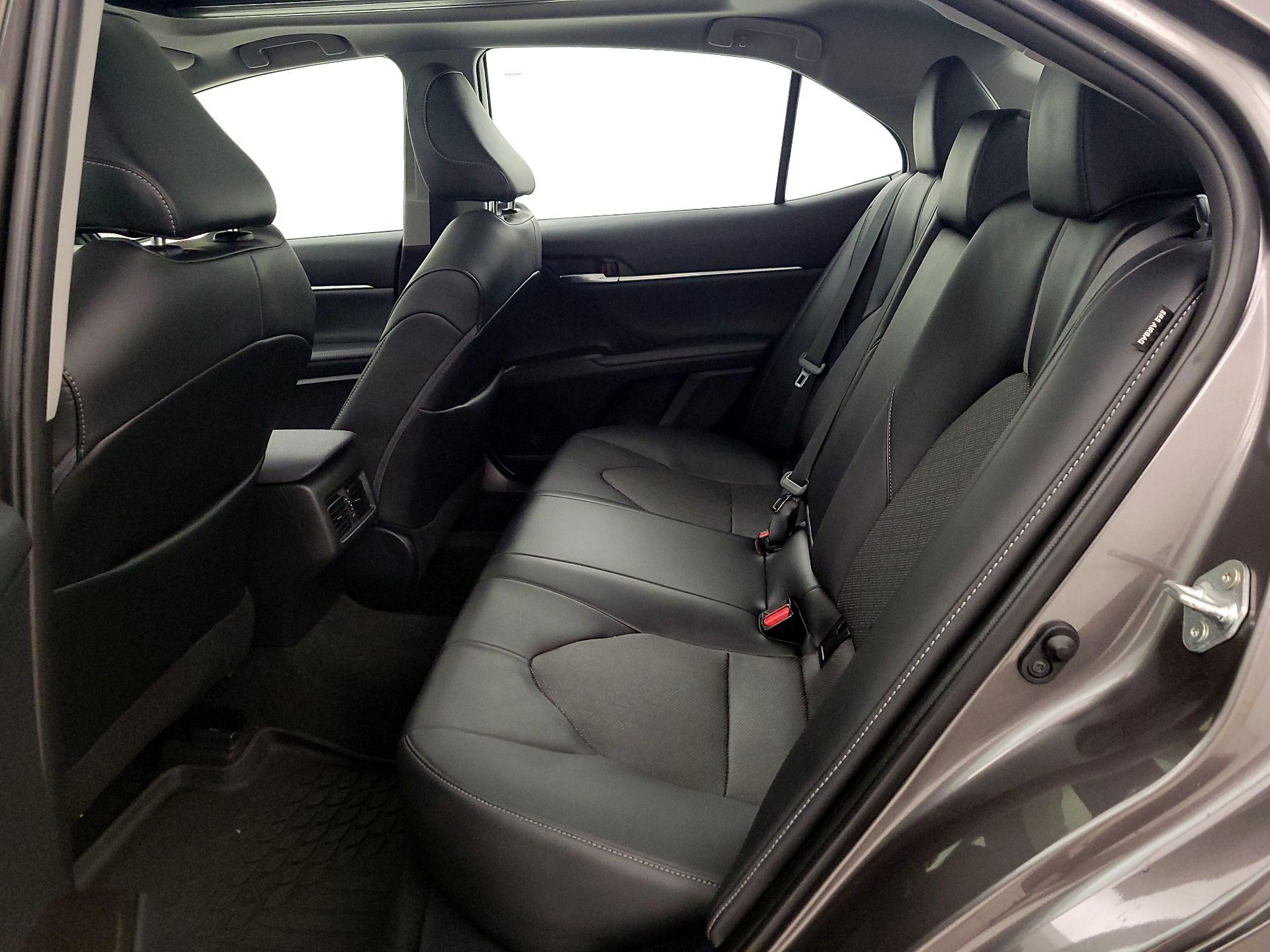 Thumbnail: 2022 Toyota Camry - 20