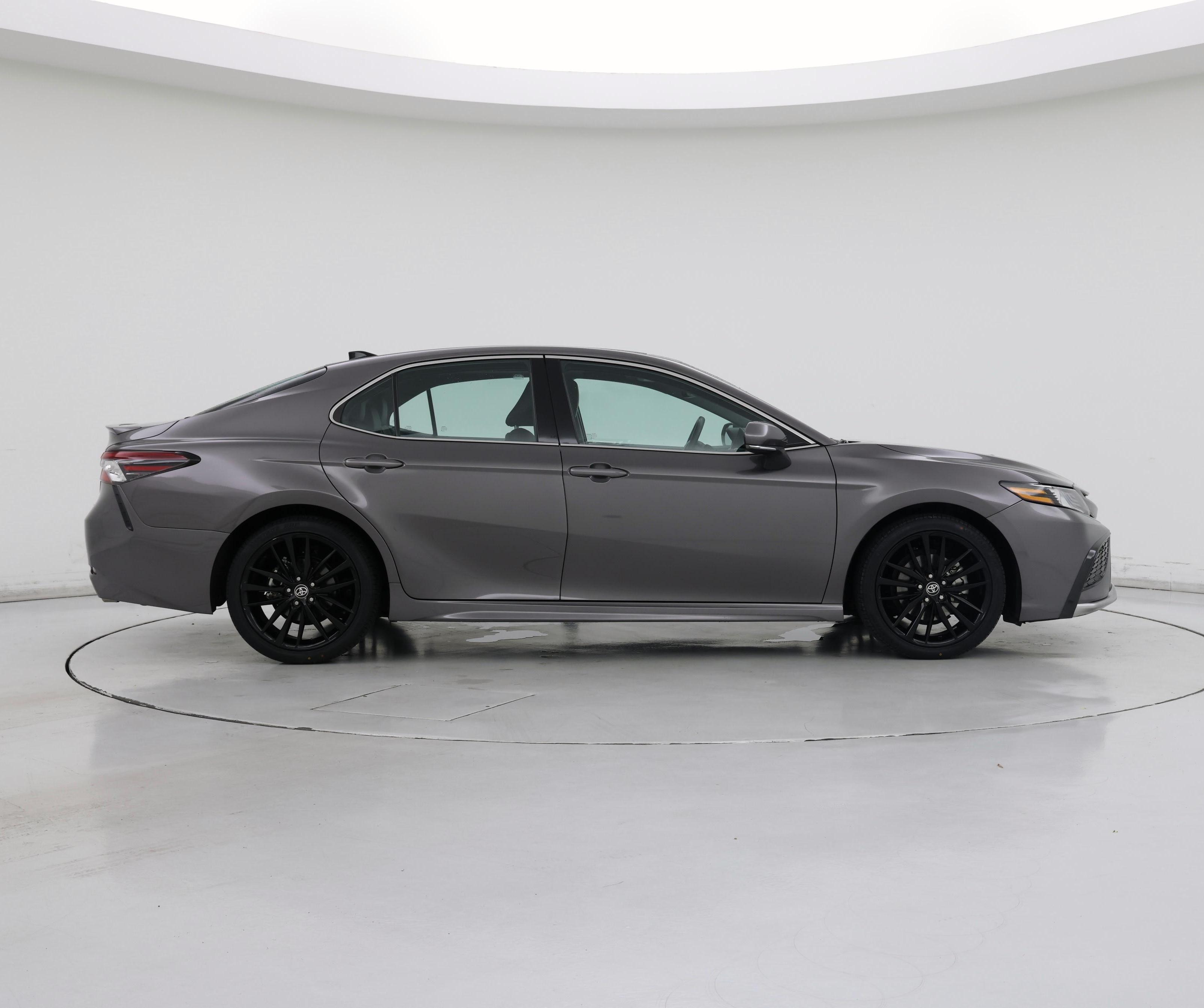 Thumbnail: 2022 Toyota Camry - 7