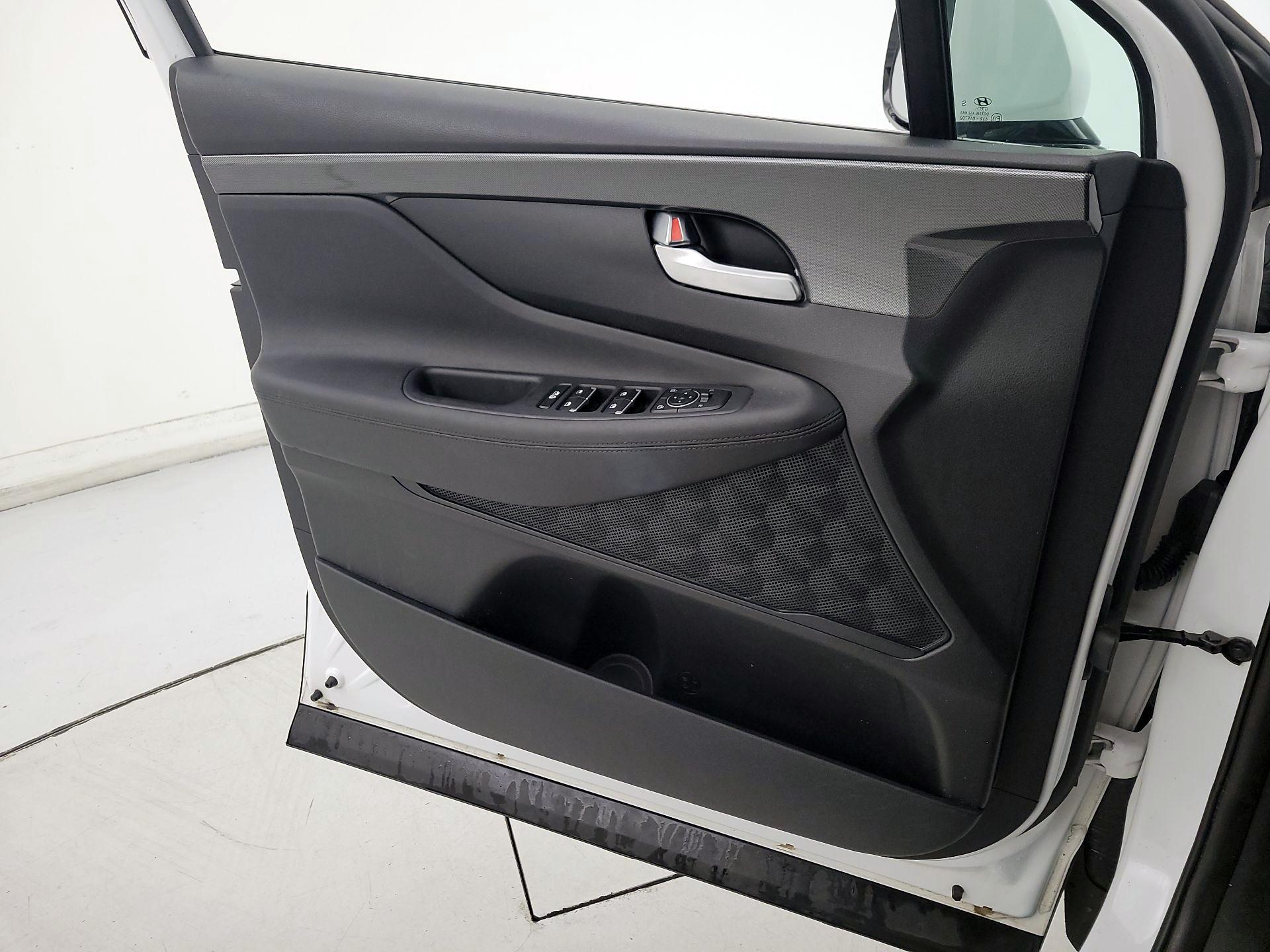 Thumbnail: 2023 Hyundai Santa Fe - 12