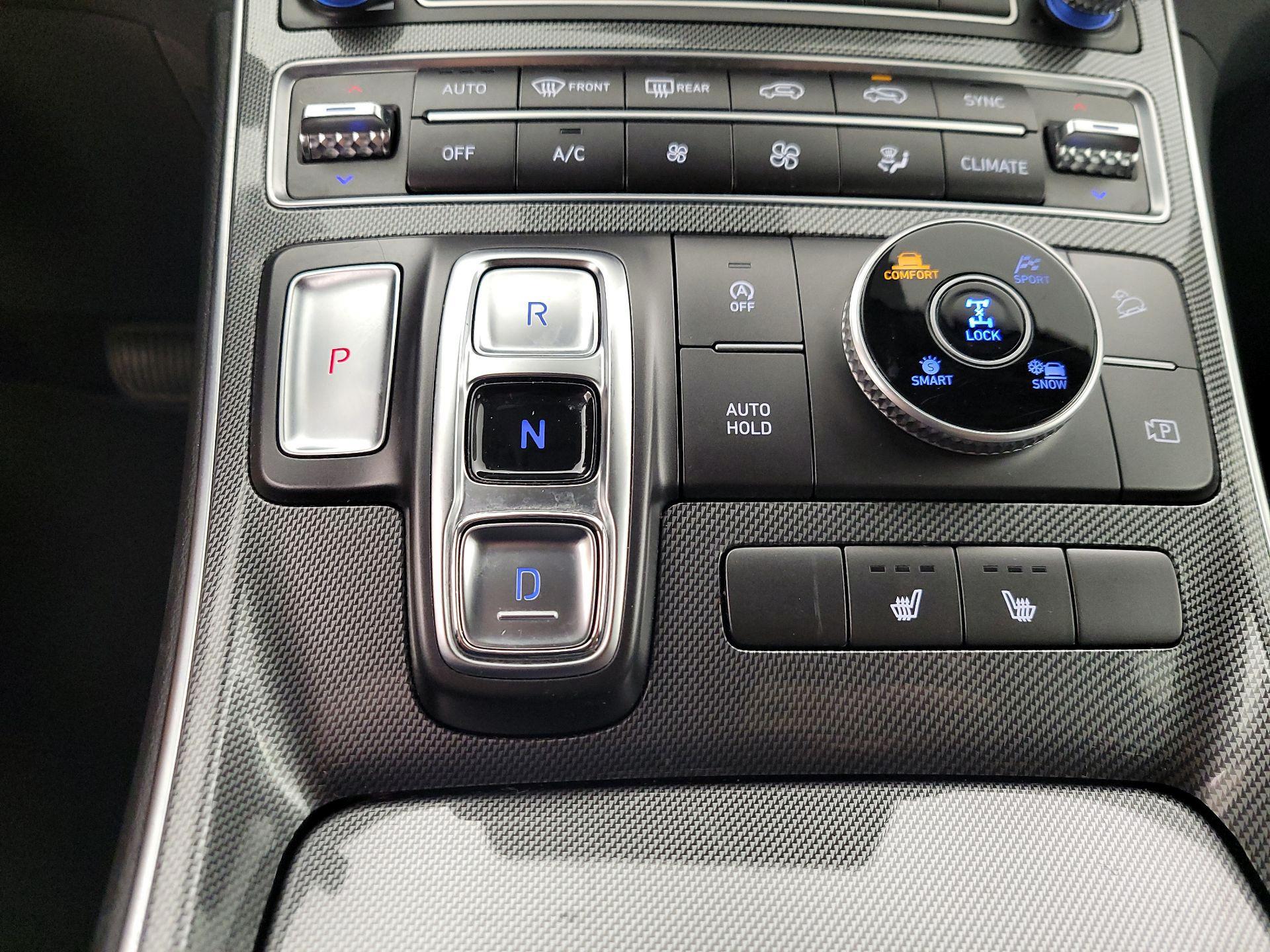 Thumbnail: 2023 Hyundai Santa Fe - 18