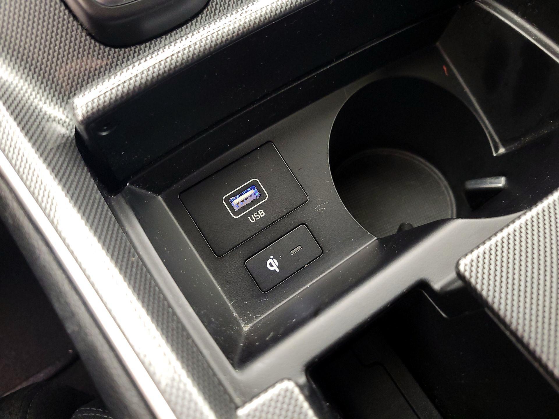 Thumbnail: 2023 Hyundai Santa Fe - 19