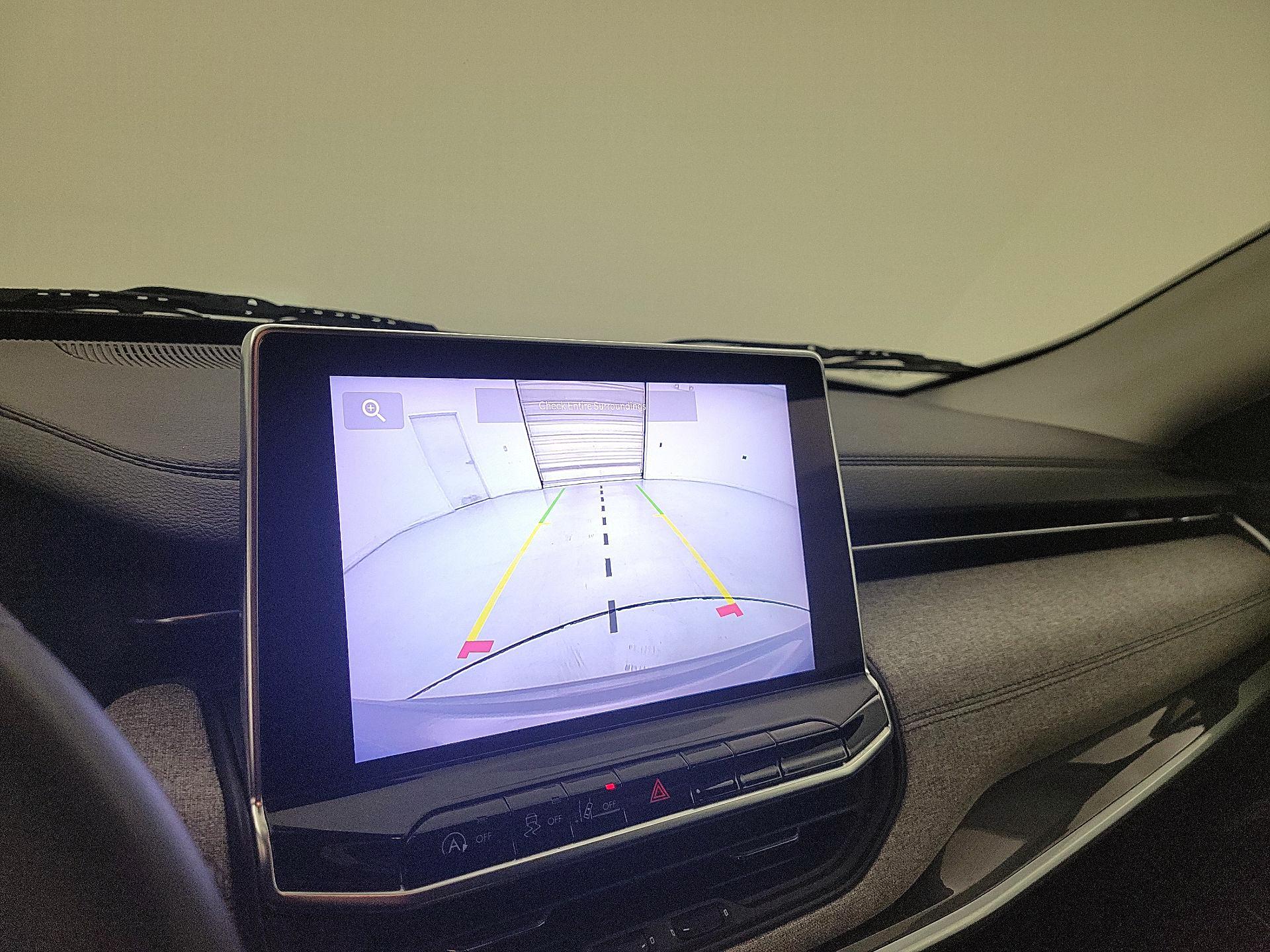 Thumbnail: 2022 Jeep Compass - 14