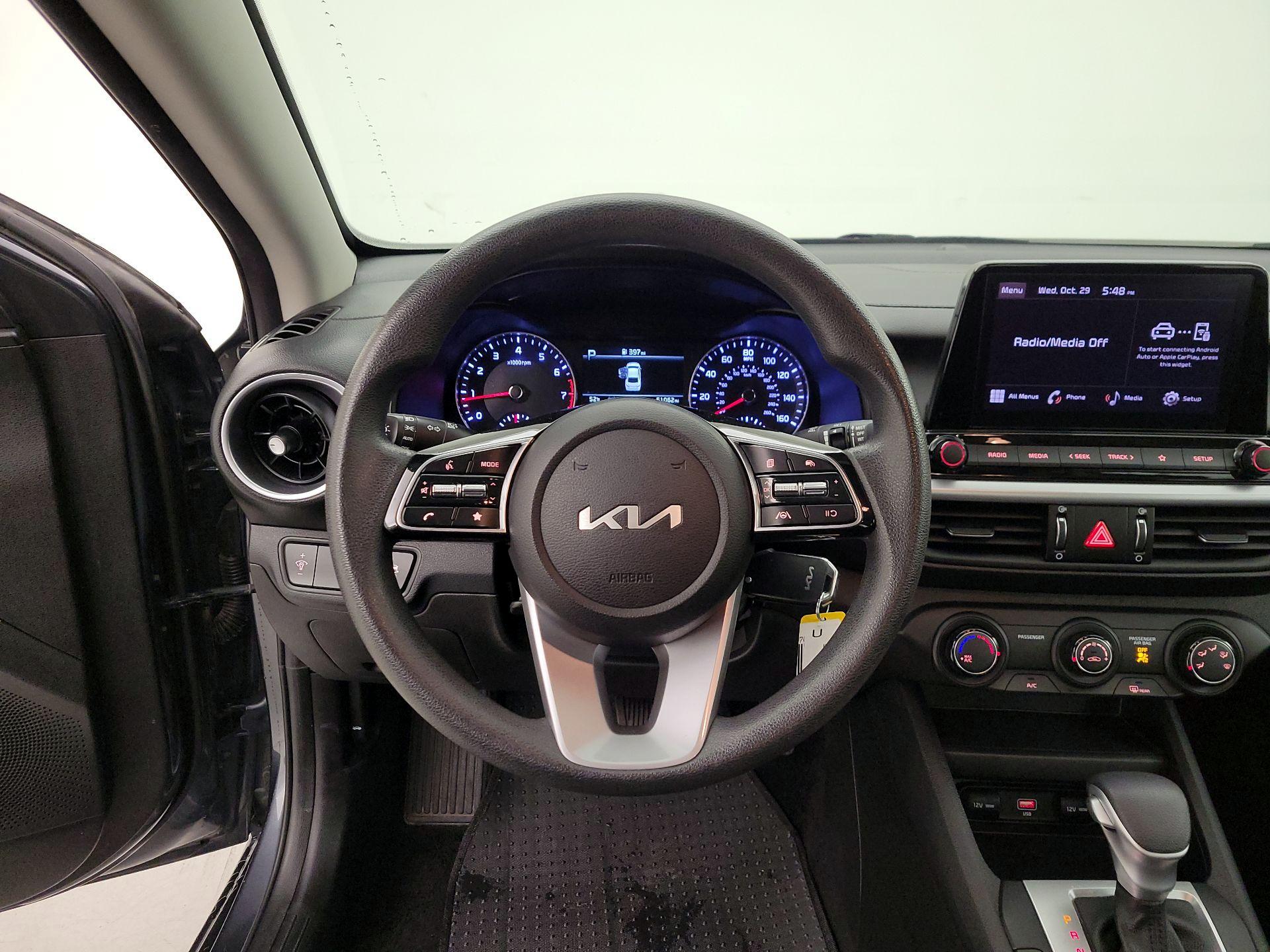 Thumbnail: 2023 Kia Forte - 10