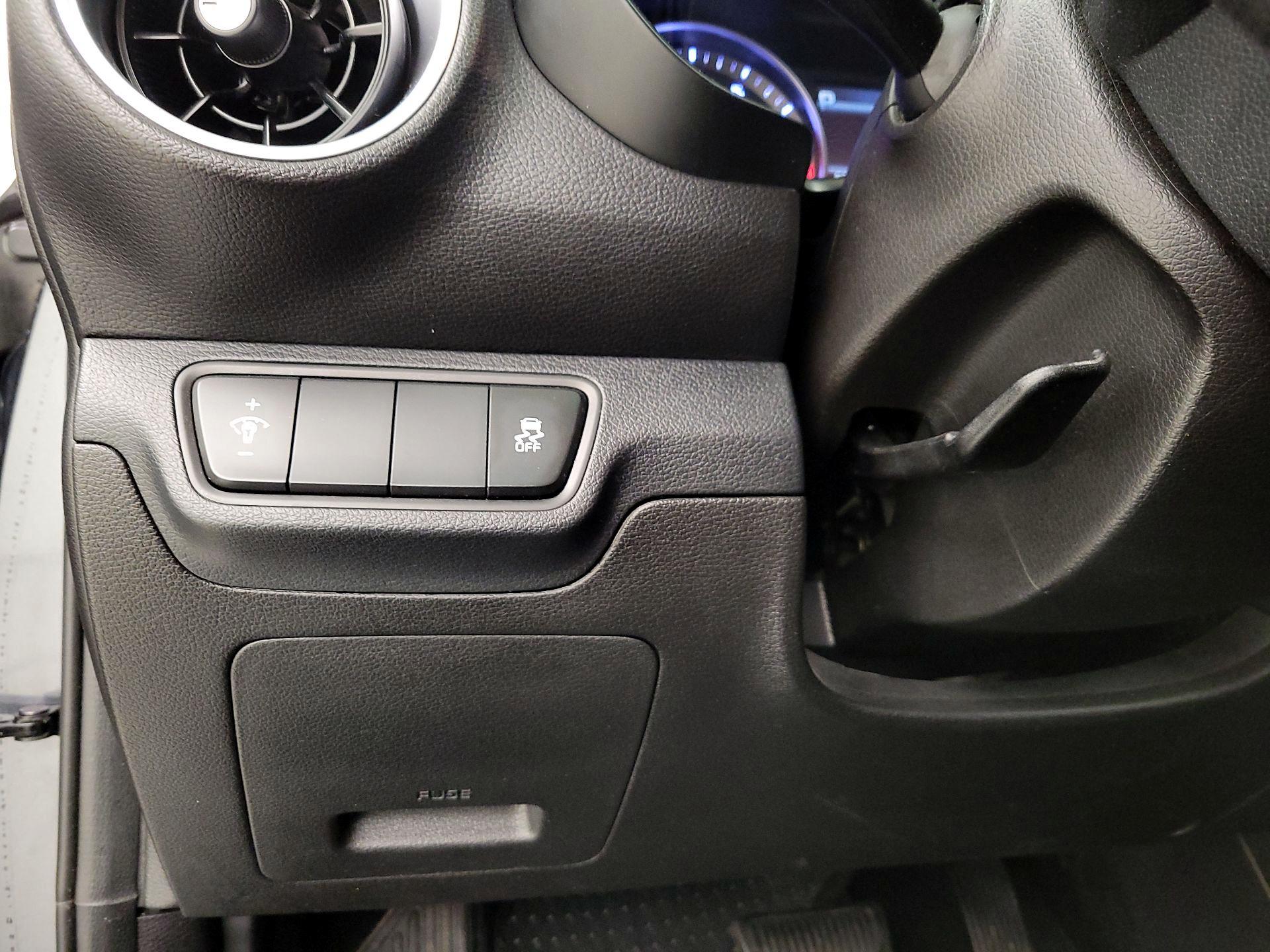 Thumbnail: 2023 Kia Forte - 13