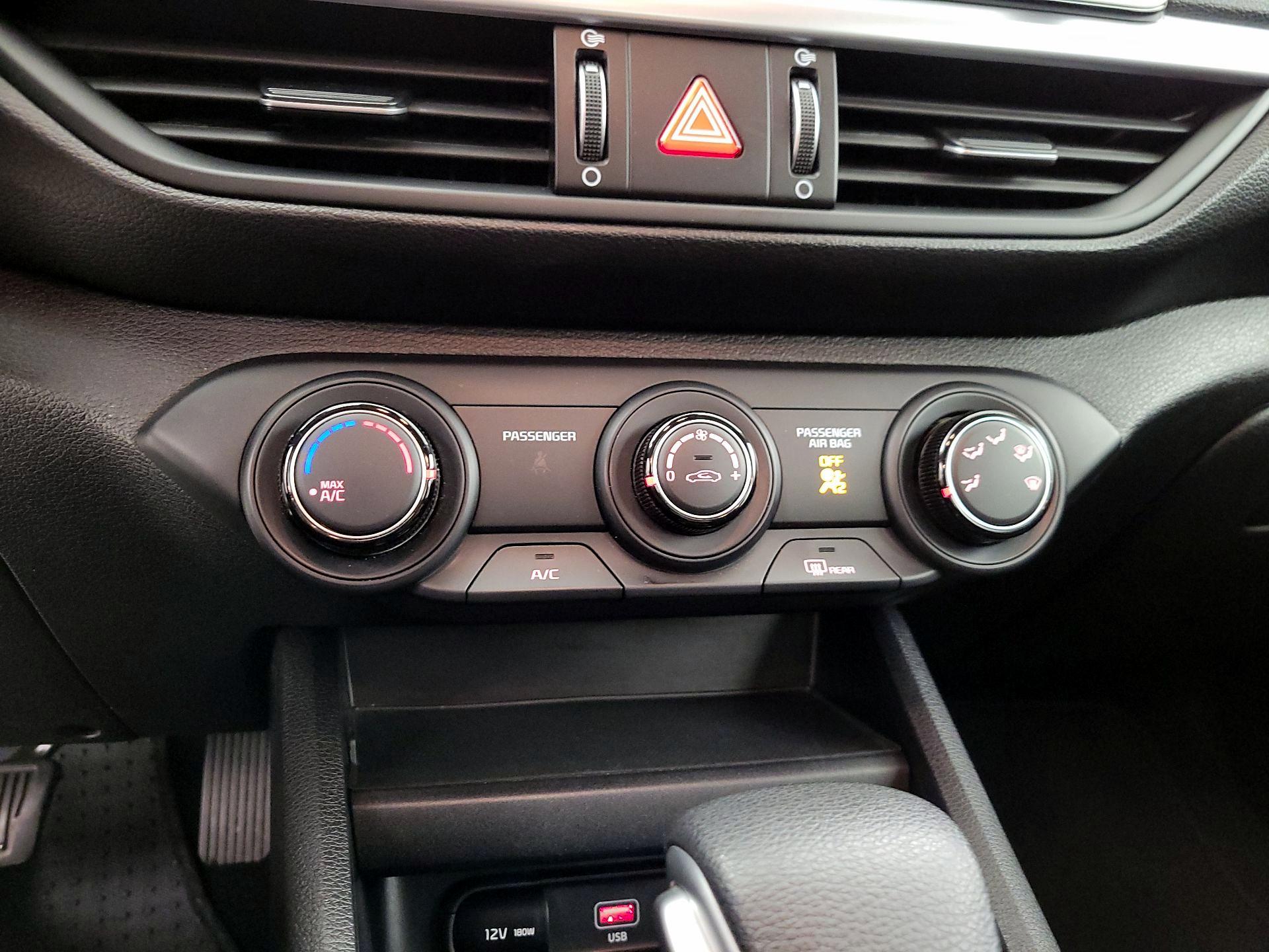 Thumbnail: 2023 Kia Forte - 16