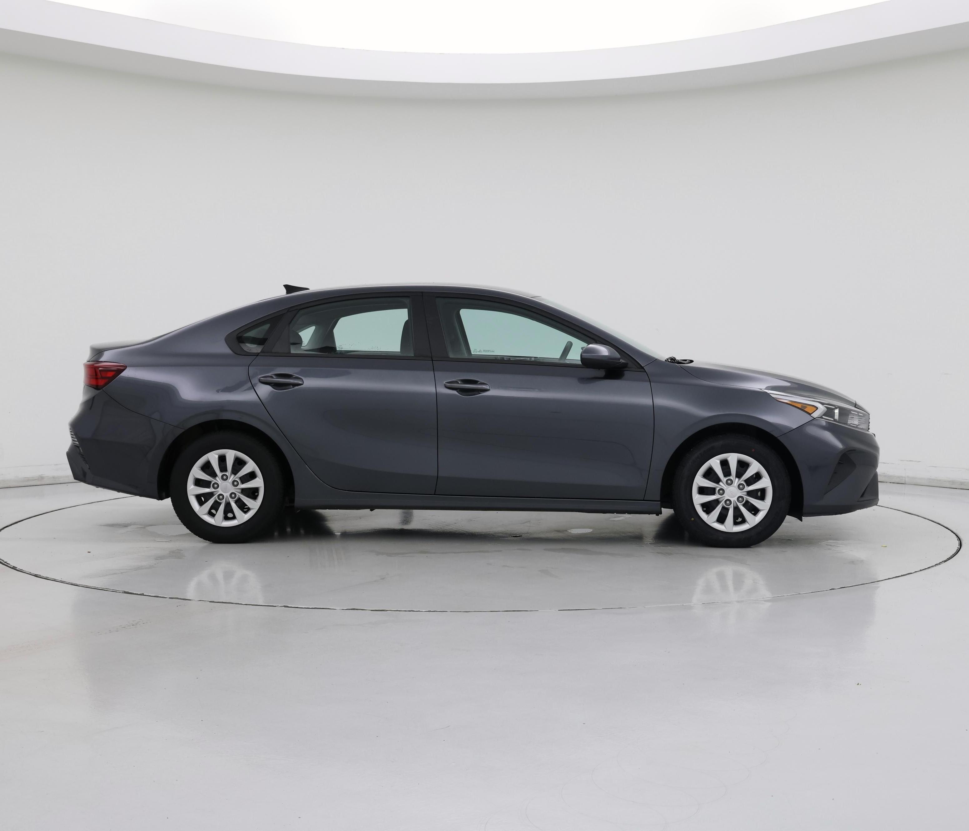 Thumbnail: 2023 Kia Forte - 7