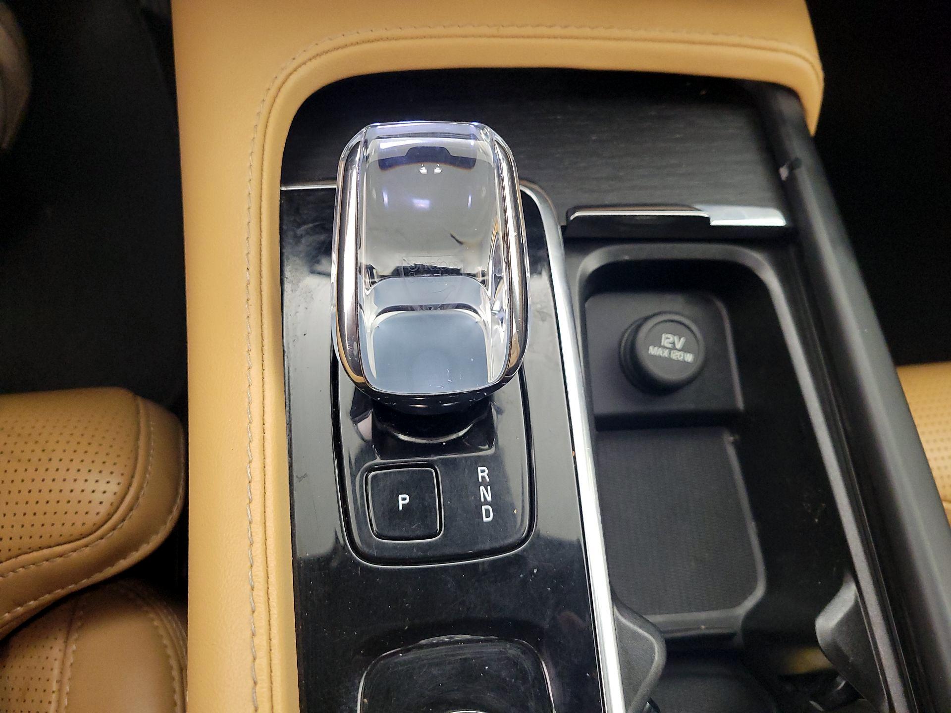 Thumbnail: 2023 Volvo XC90 - 17