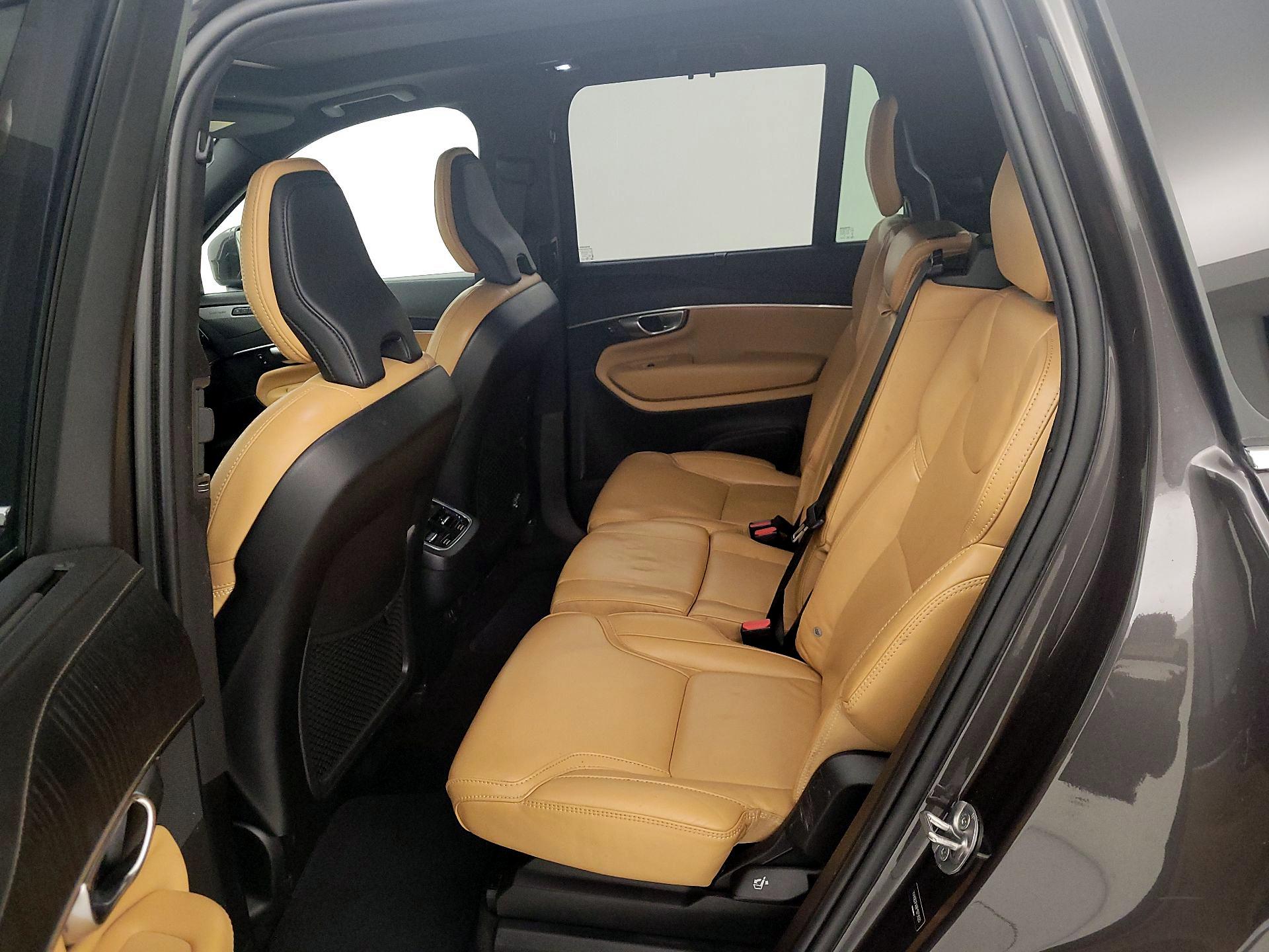 Thumbnail: 2023 Volvo XC90 - 18