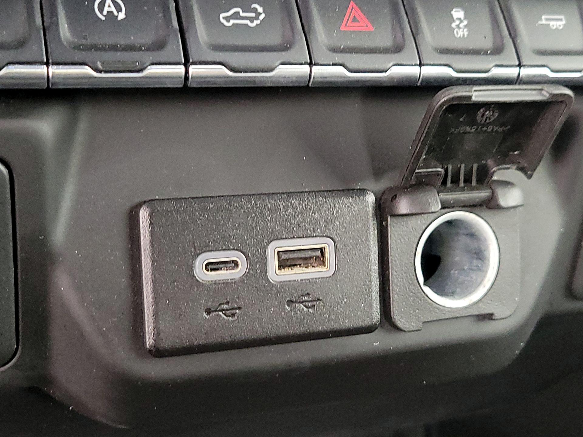 Thumbnail: 2023 Chevrolet Silverado 1500 - 18