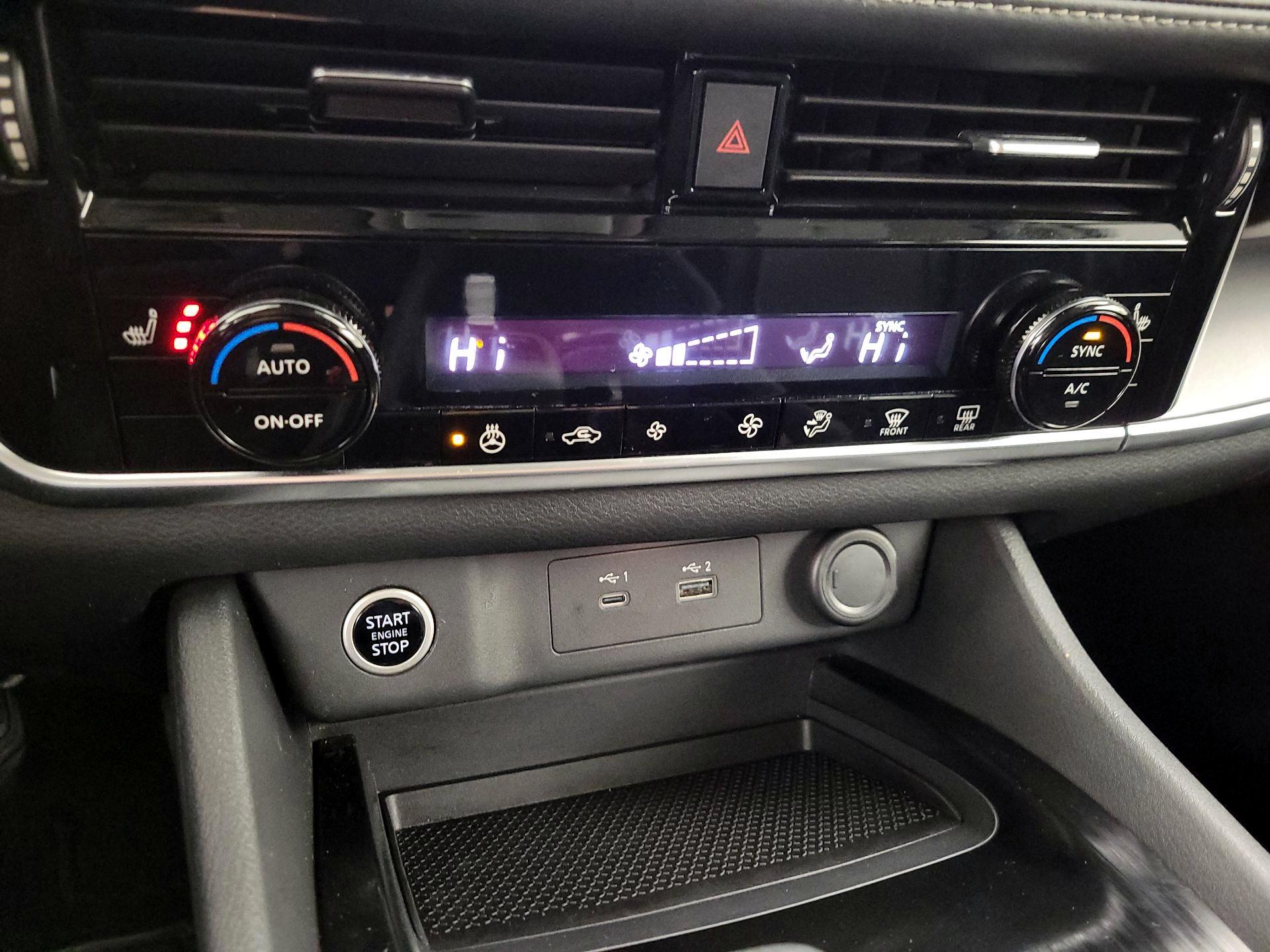 Thumbnail: 2022 Nissan Rogue - 15