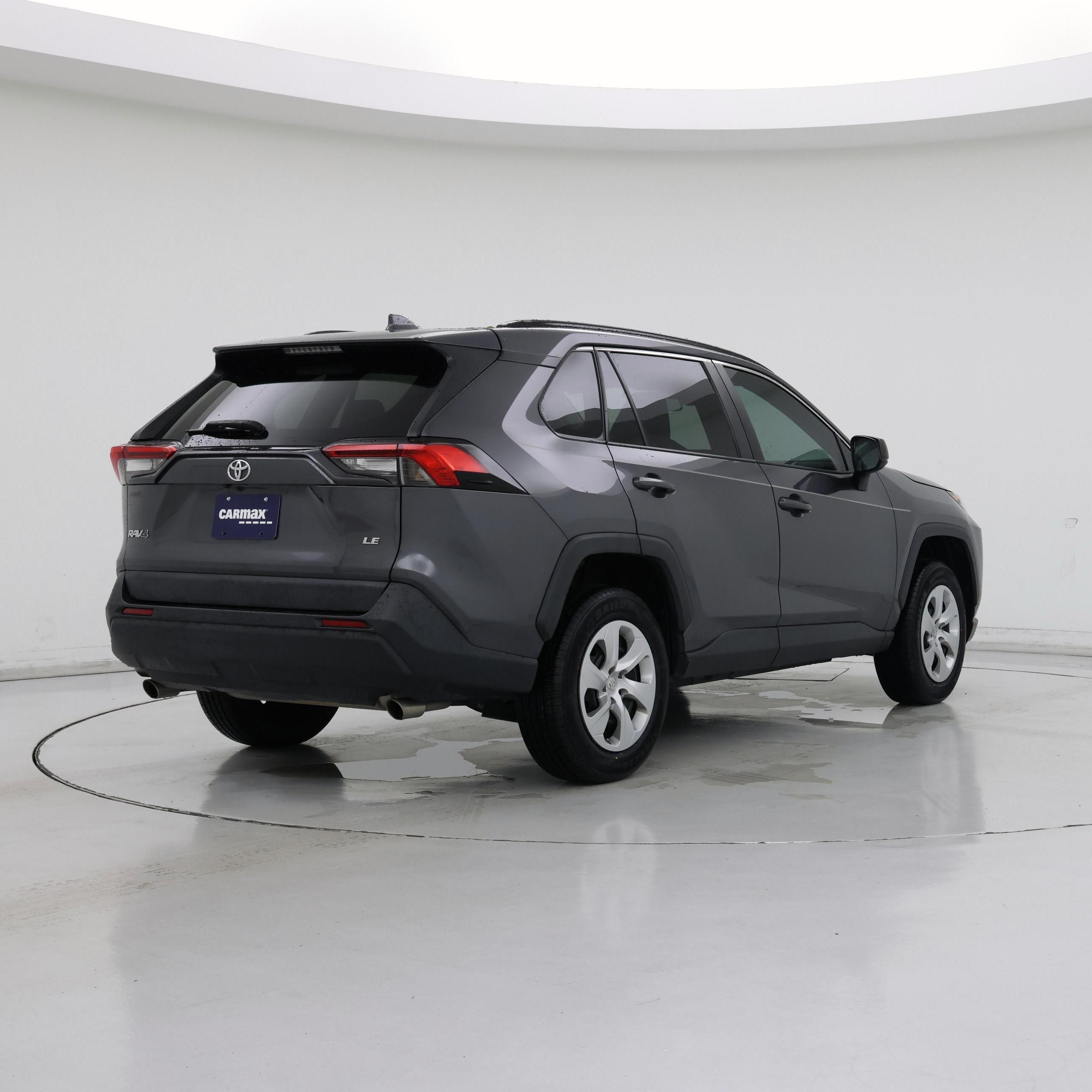 Thumbnail: 2021 Toyota RAV4 - 8