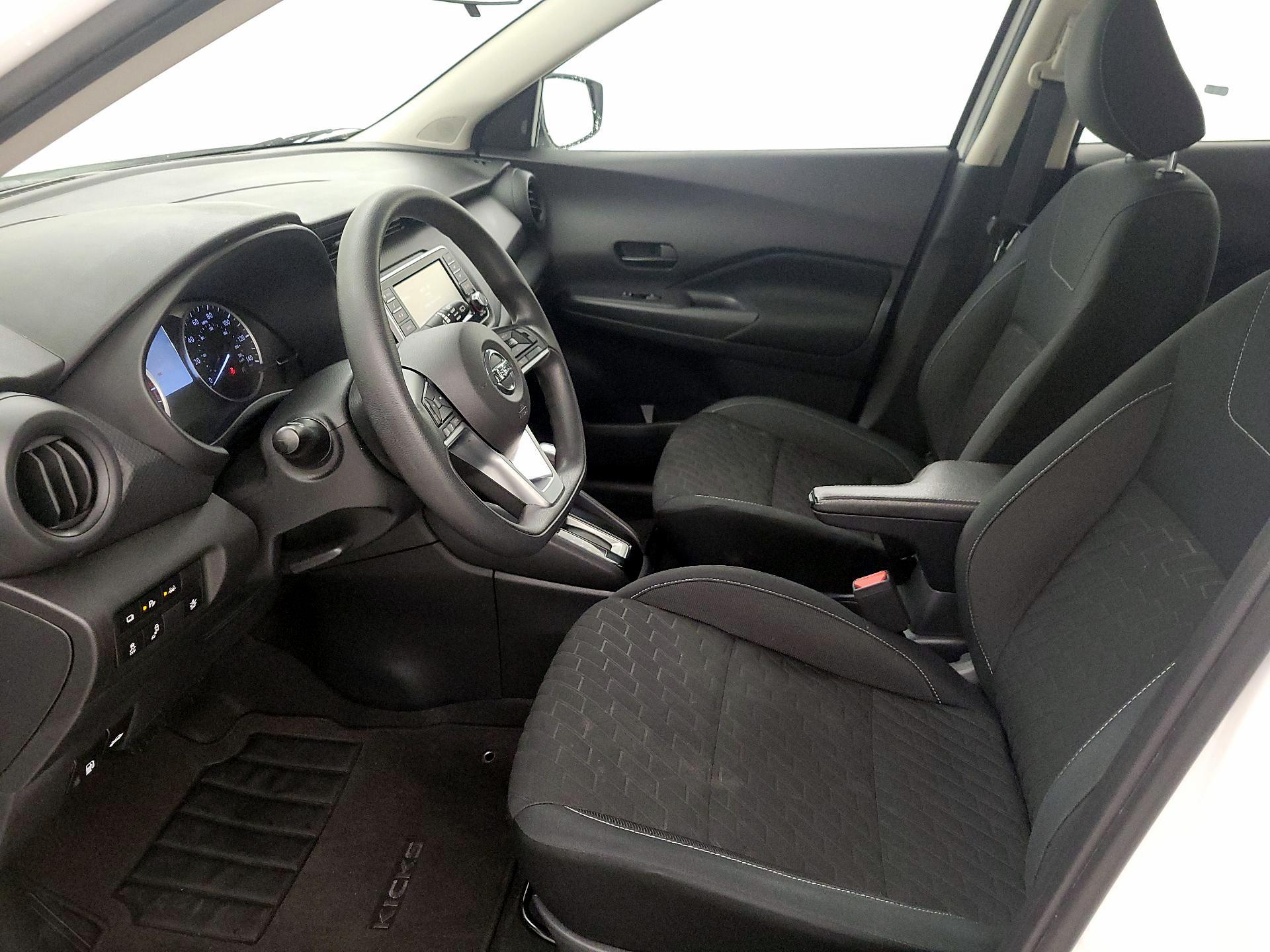 Thumbnail: 2021 Nissan Kicks - 11