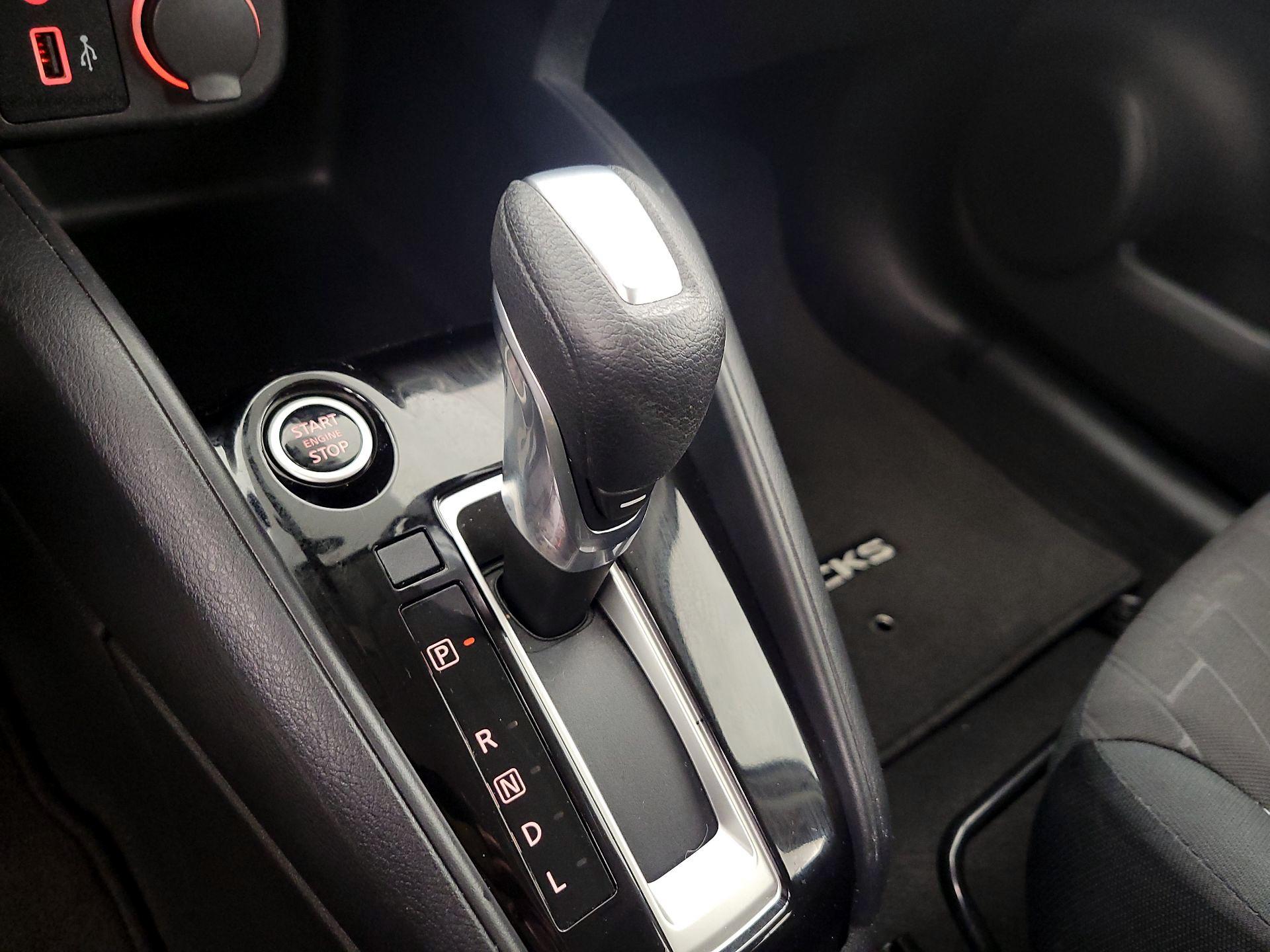 Thumbnail: 2021 Nissan Kicks - 17