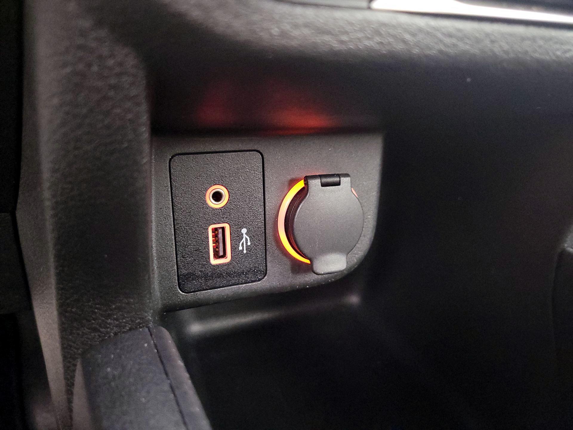 Thumbnail: 2021 Nissan Kicks - 18