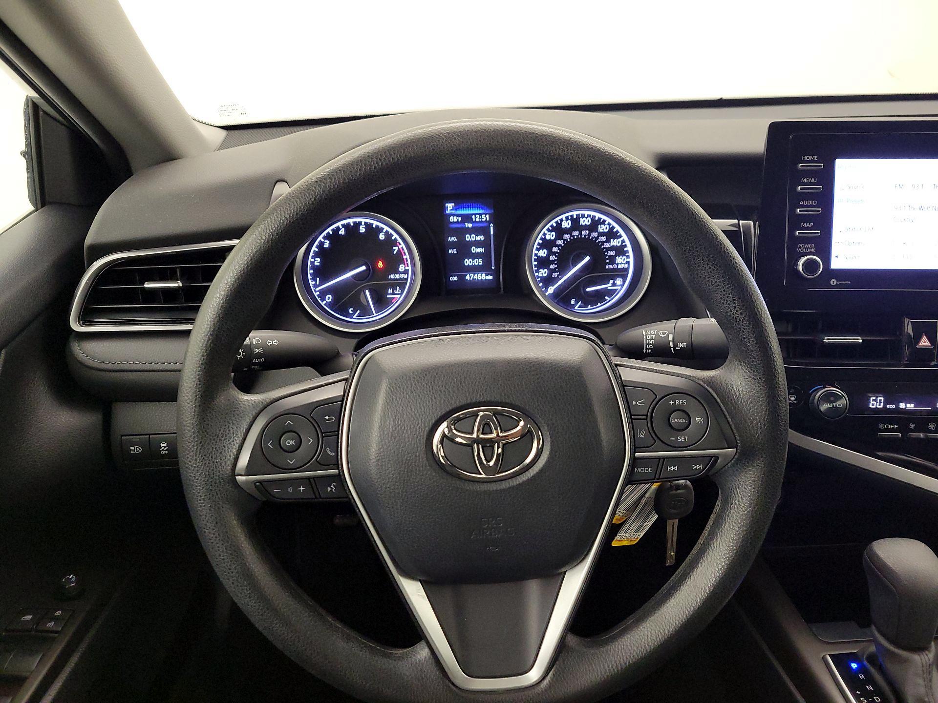 Thumbnail: 2023 Toyota Camry - 10
