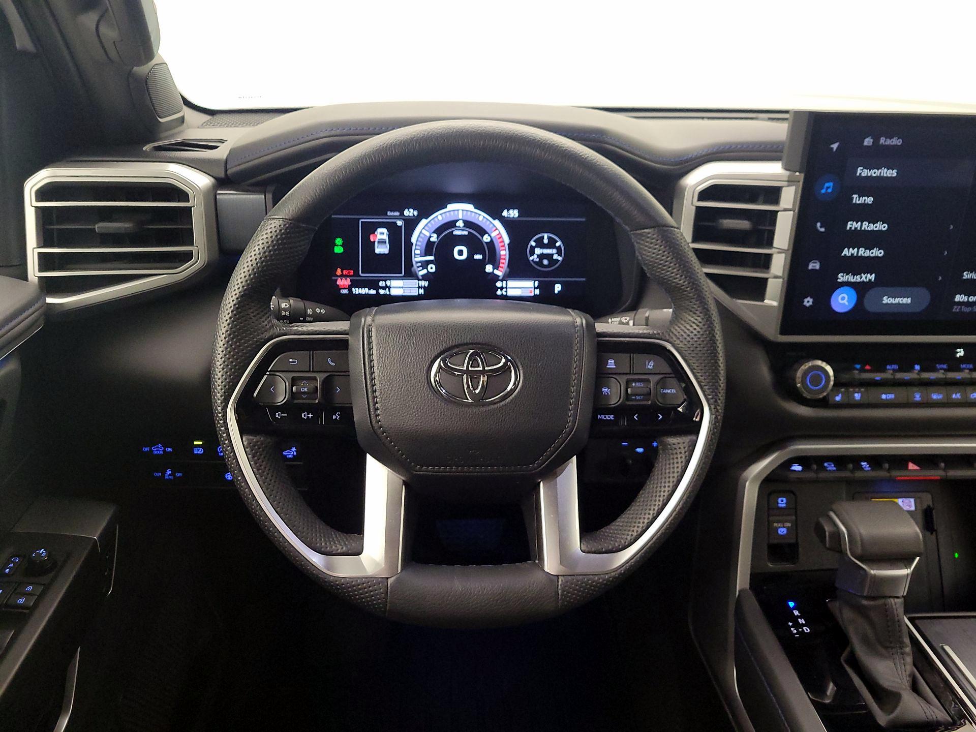 Thumbnail: 2024 Toyota Tundra - 10