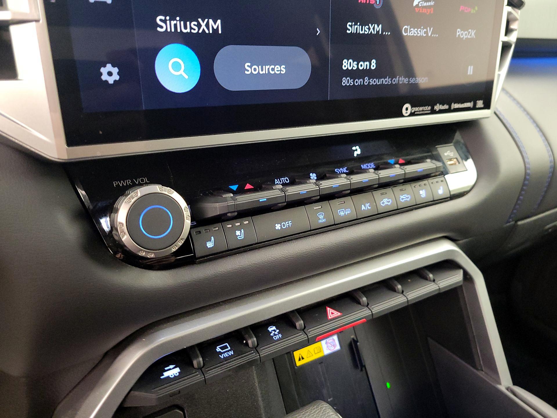 Thumbnail: 2024 Toyota Tundra - 16