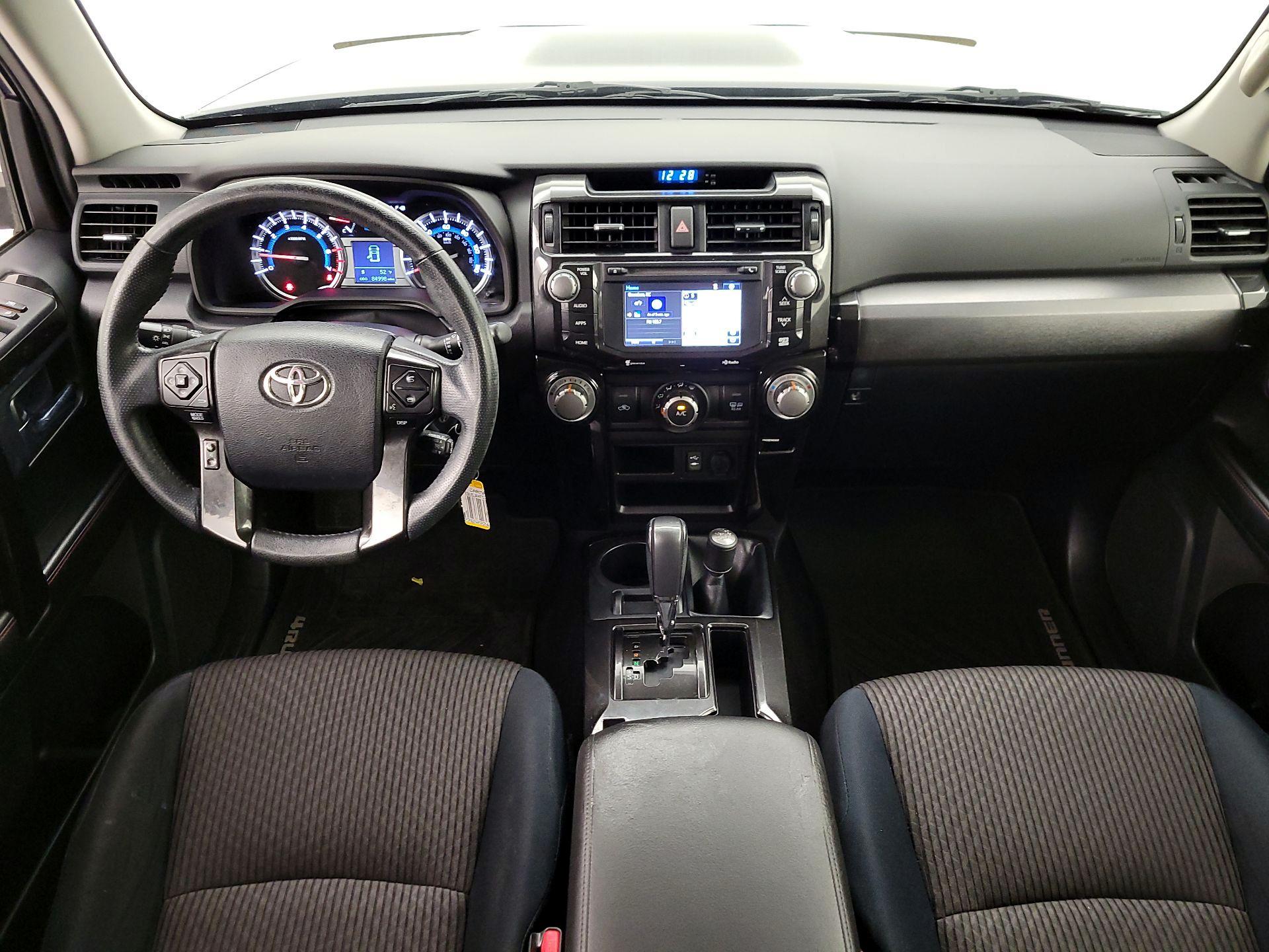 Thumbnail: 2015 Toyota 4Runner - 9