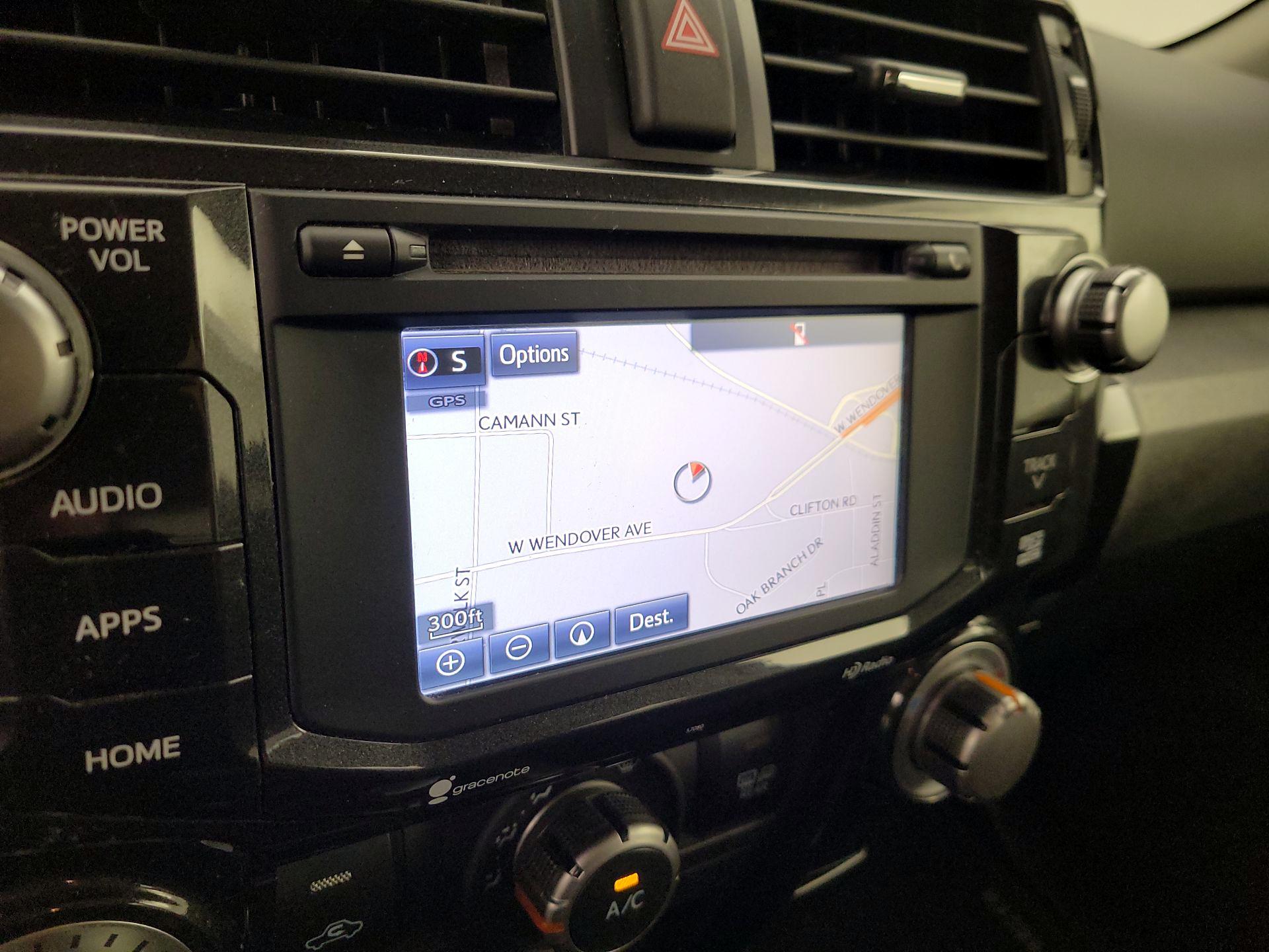 Thumbnail: 2015 Toyota 4Runner - 14