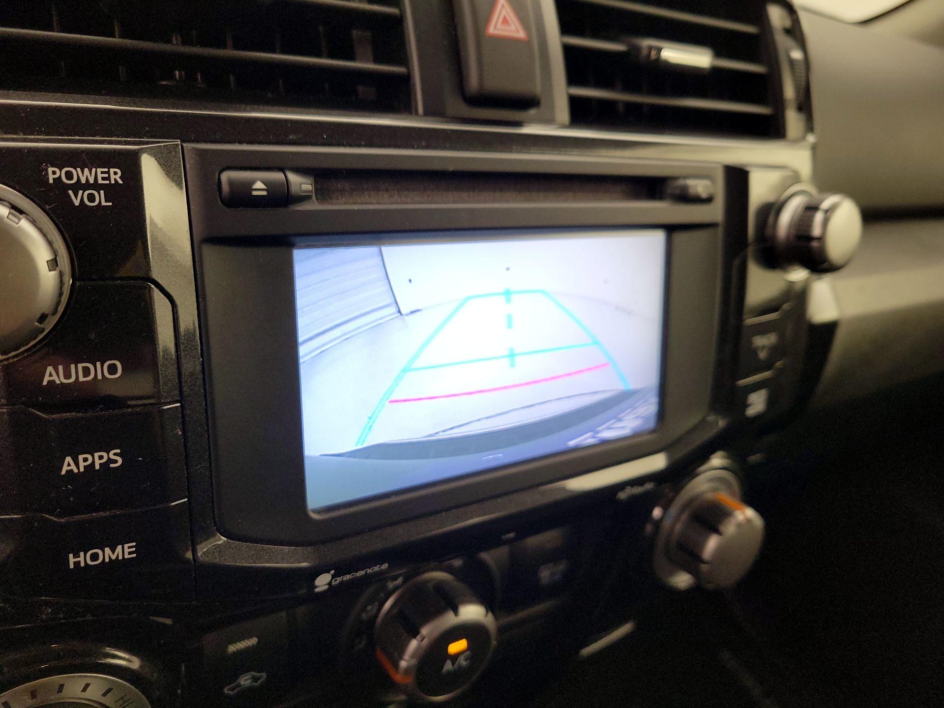 Thumbnail: 2015 Toyota 4Runner - 15