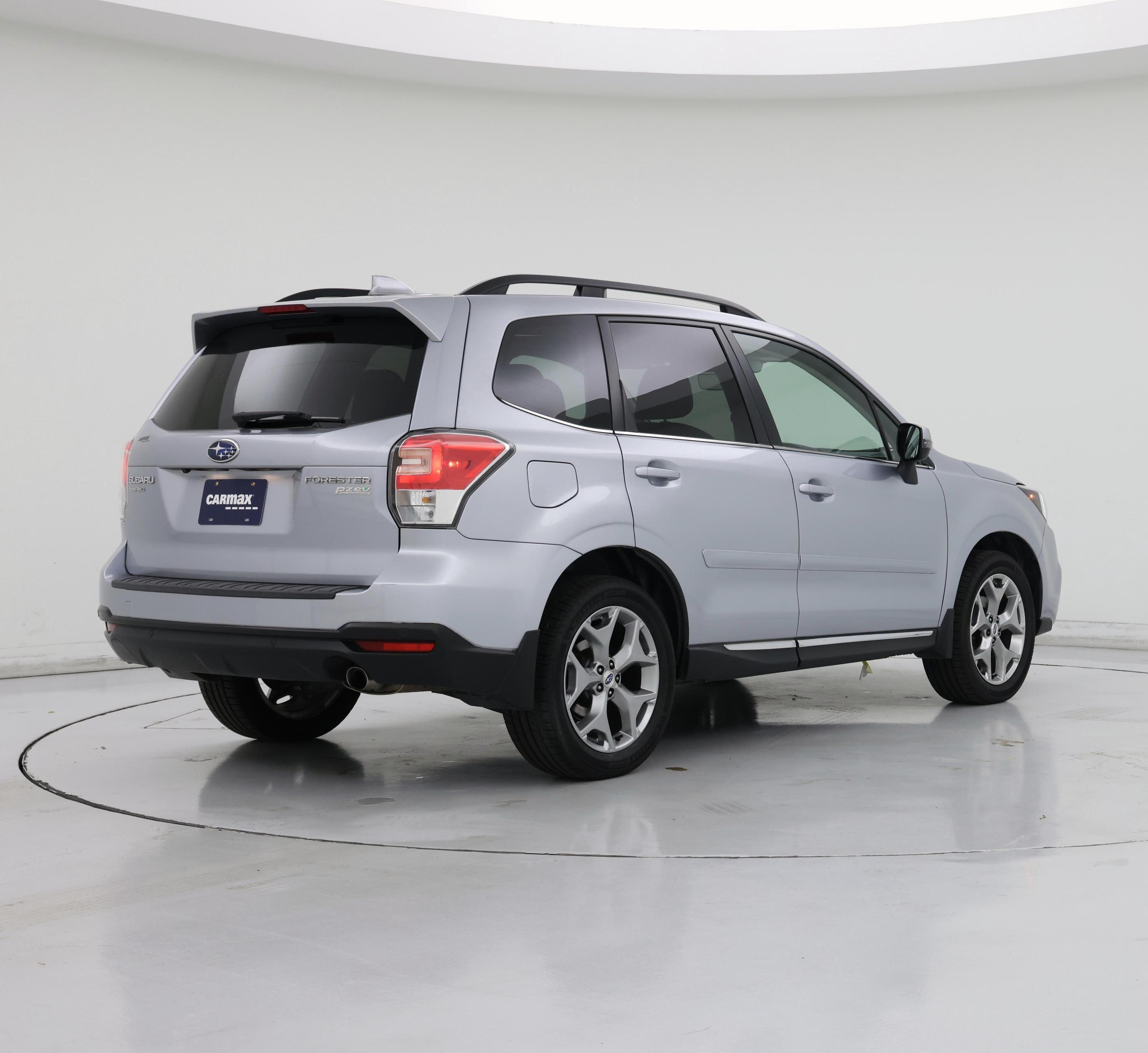 Thumbnail: 2017 Subaru Forester - 8