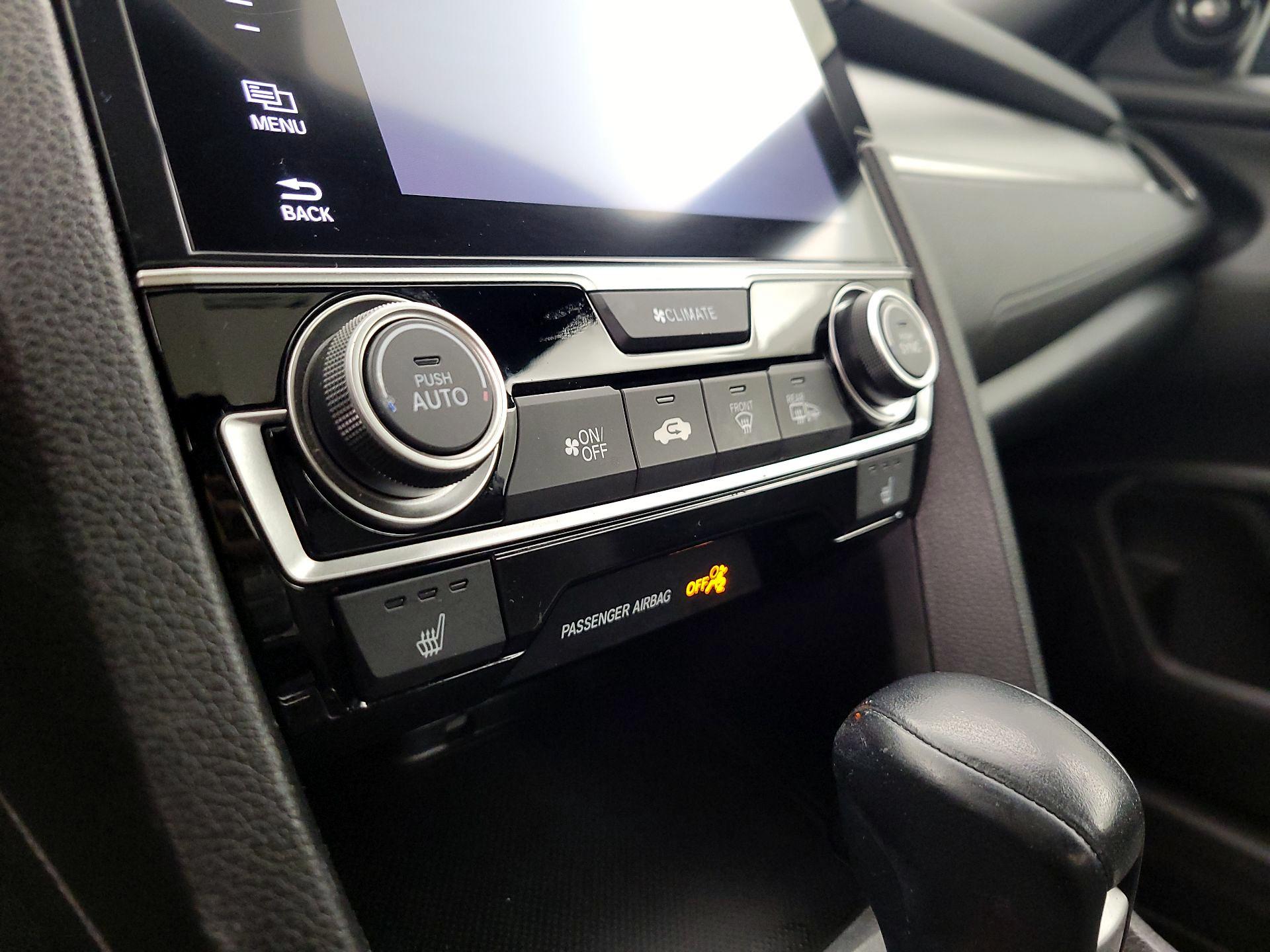 Thumbnail: 2016 Honda Civic - 16