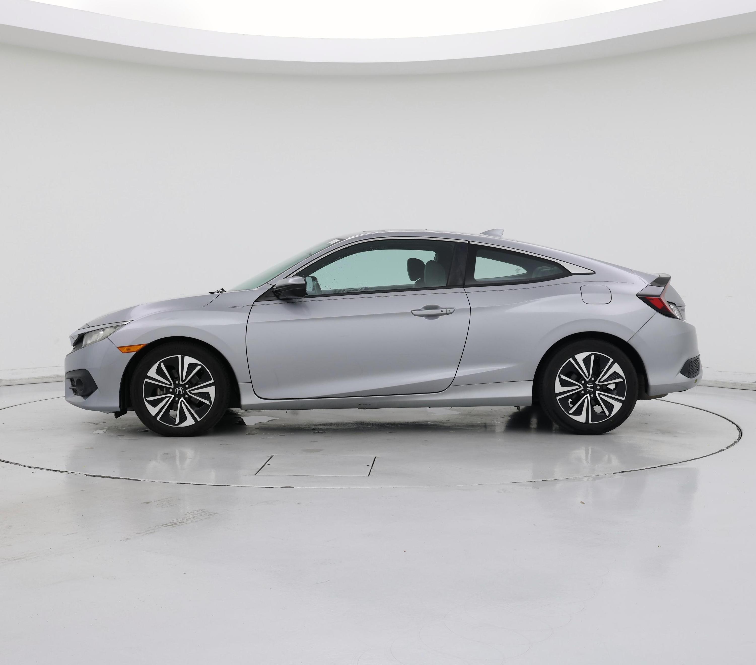 Thumbnail: 2016 Honda Civic - 3