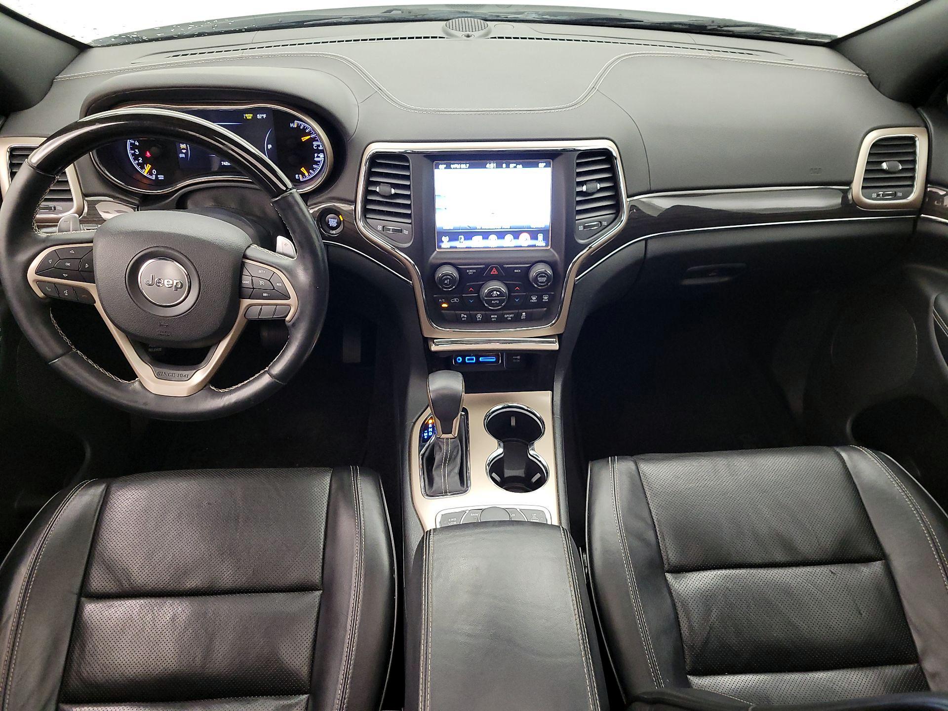 Thumbnail: 2017 Jeep Grand Cherokee - 9