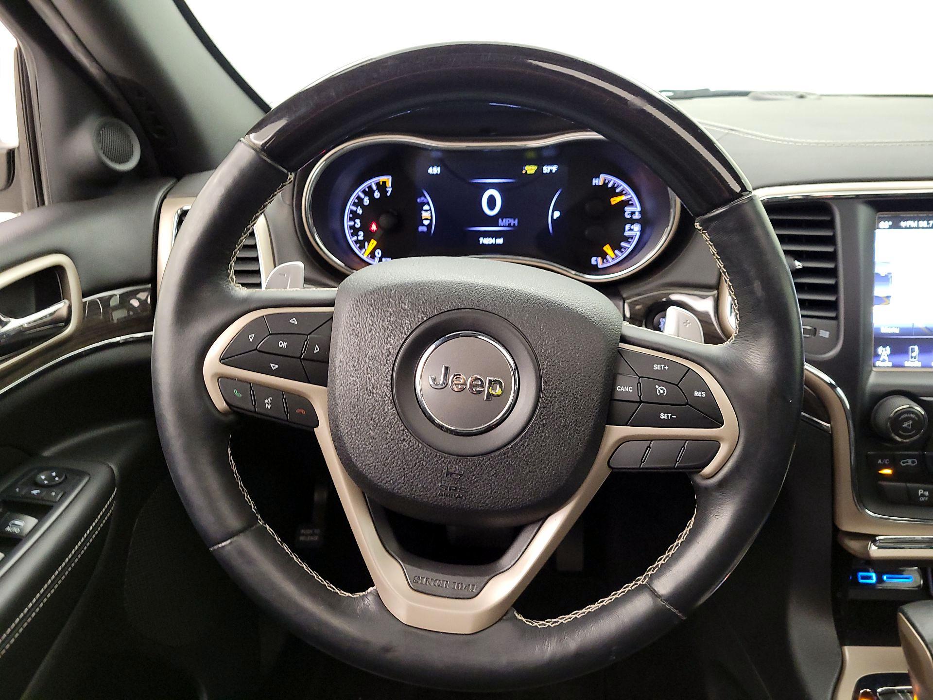 Thumbnail: 2017 Jeep Grand Cherokee - 10