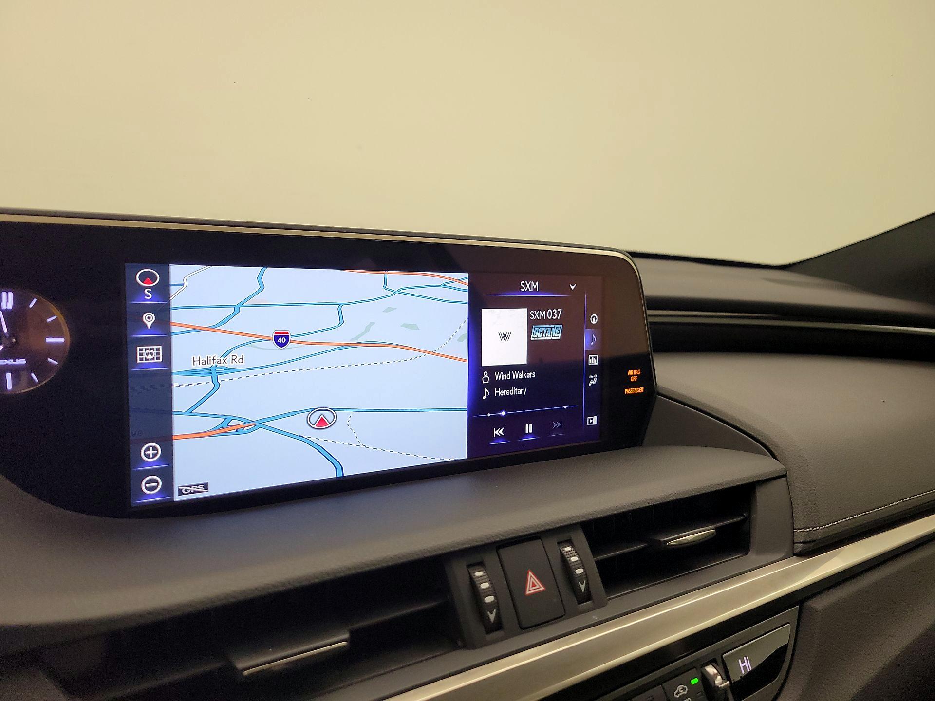 Thumbnail: 2019 Lexus ES - 13