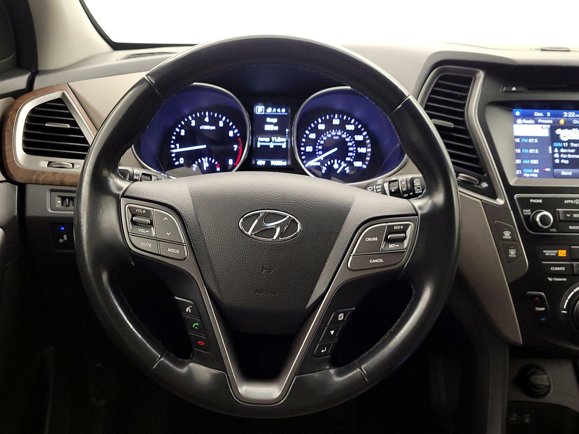 Thumbnail: 2018 Hyundai Santa Fe - 10