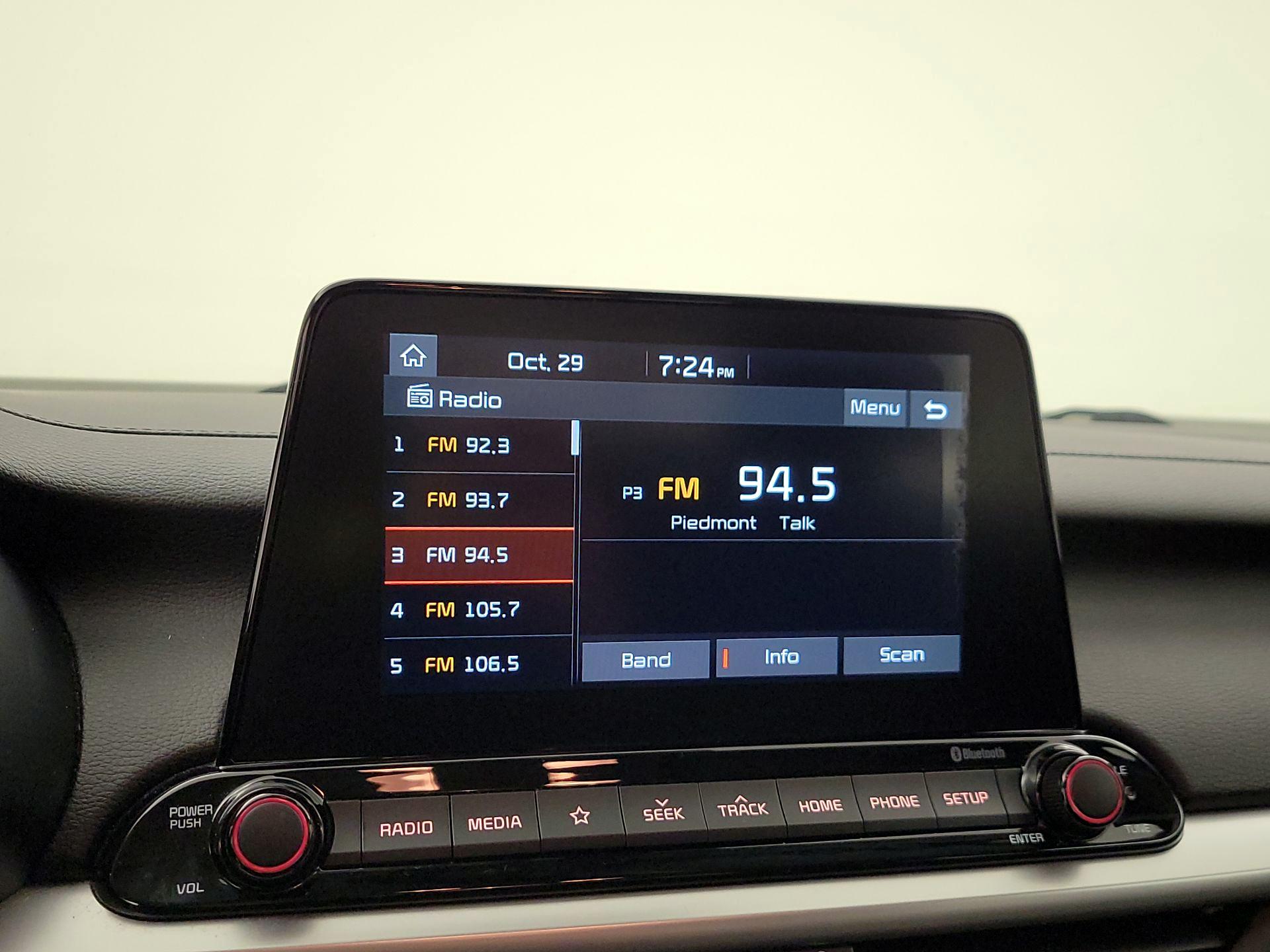 Thumbnail: 2019 Kia Forte - 15