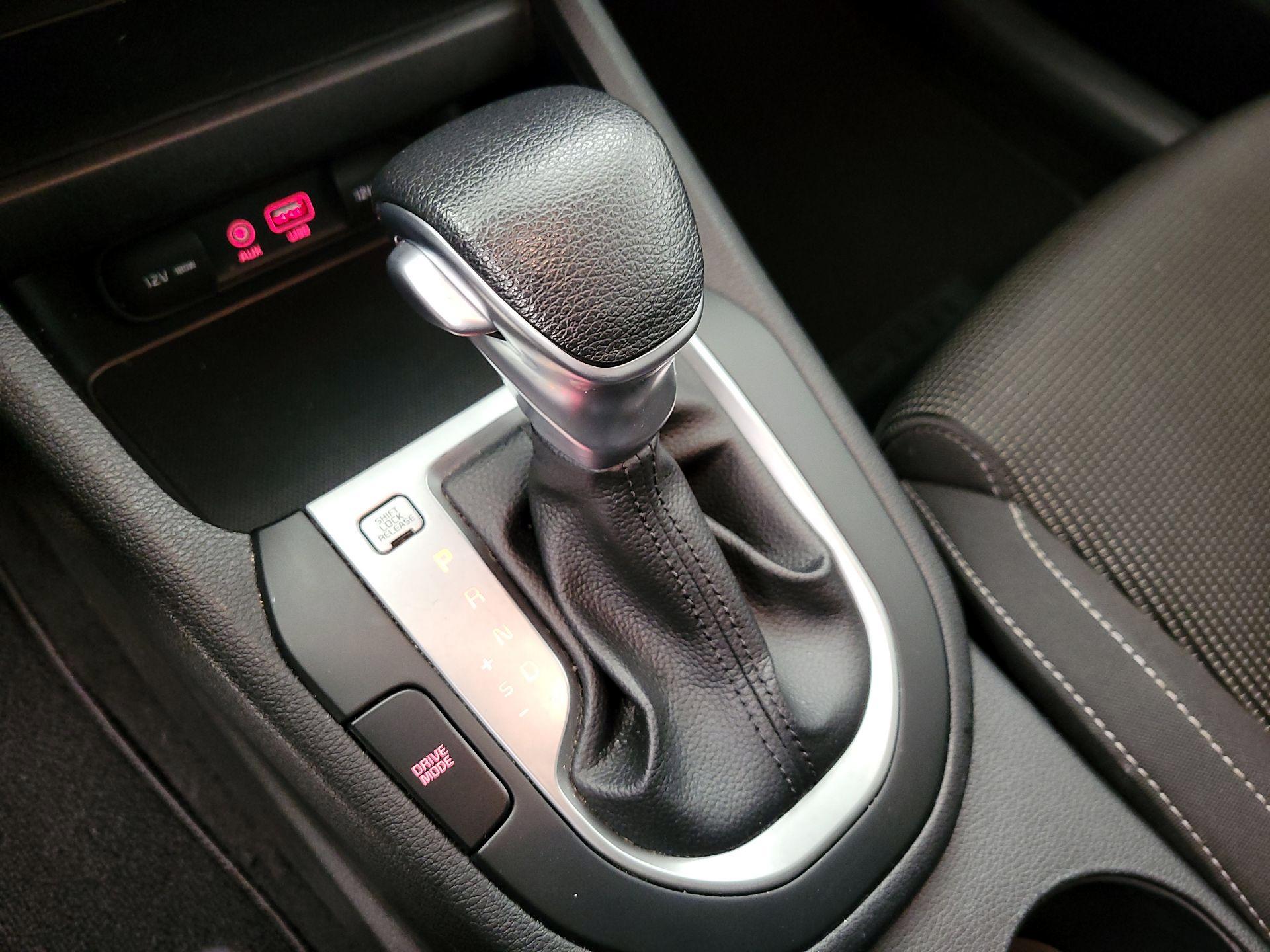 Thumbnail: 2019 Kia Forte - 17